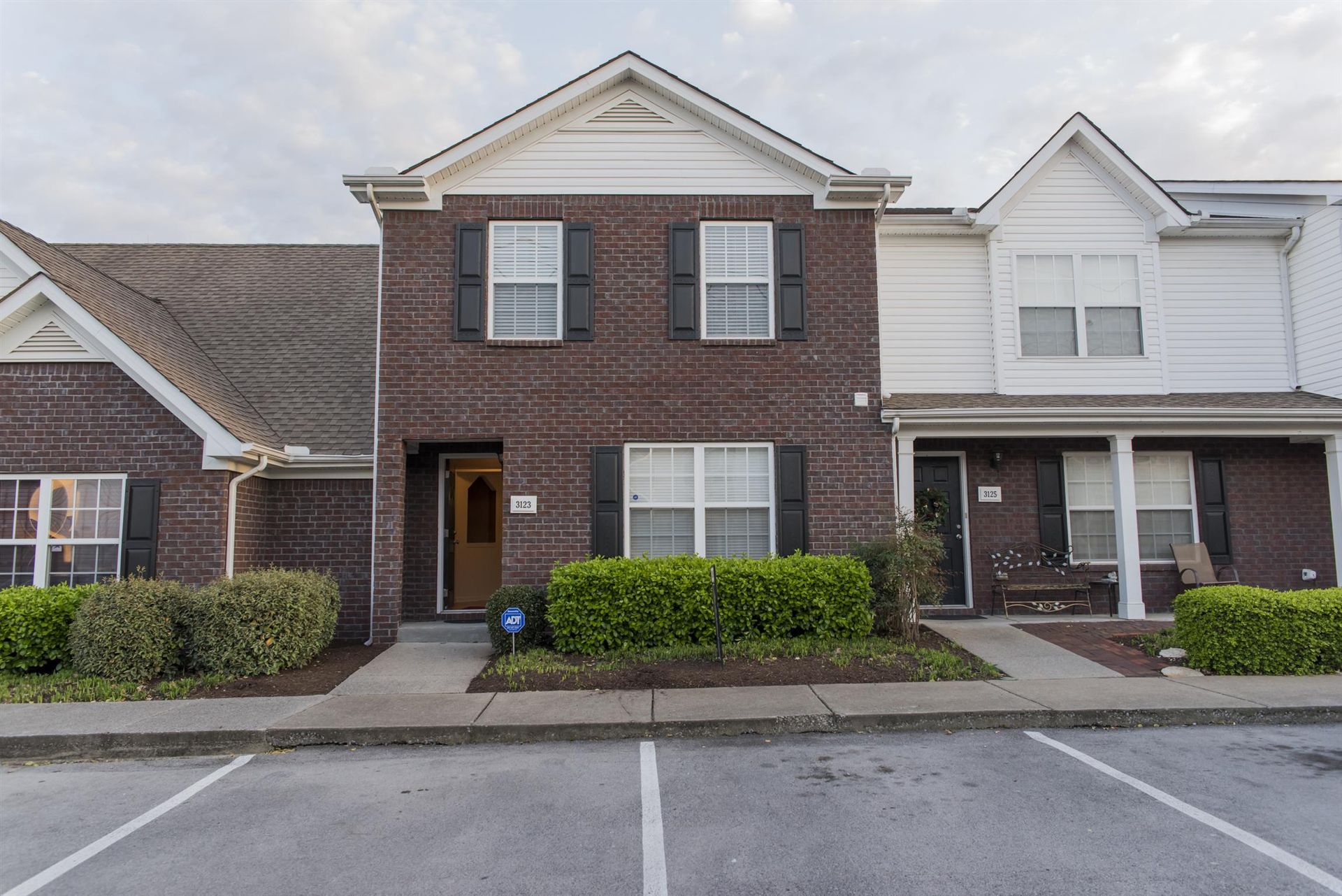 Best MultiFamily Roofer in Nashville, TN Portfolio