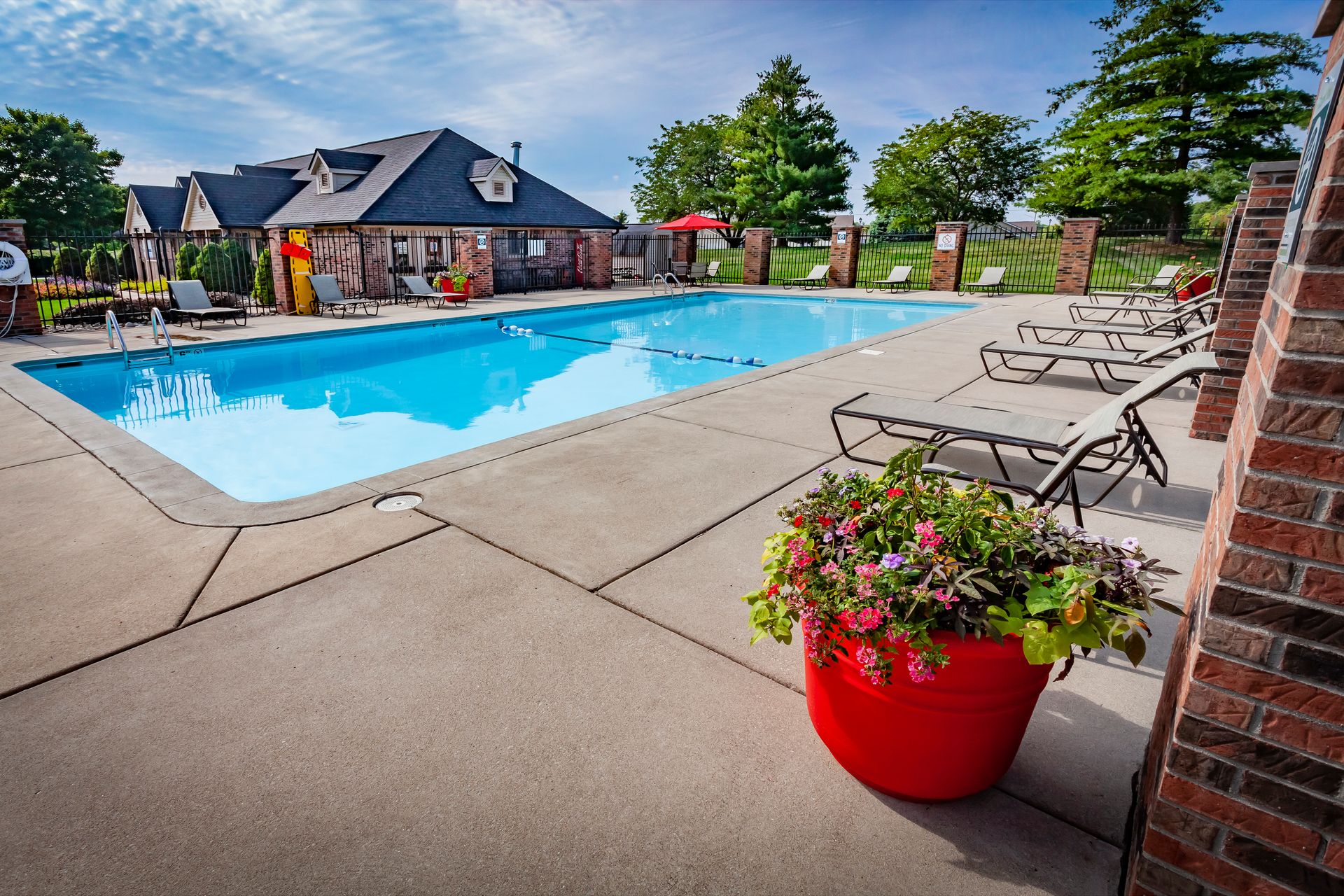 Greenfield Village Apartments in Greenfield, IN