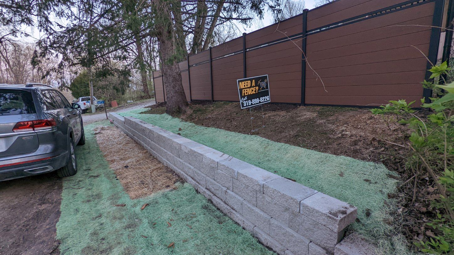 Fence Company Cedar Rapids, Iowa At Corridor, Residential Fencing Co.