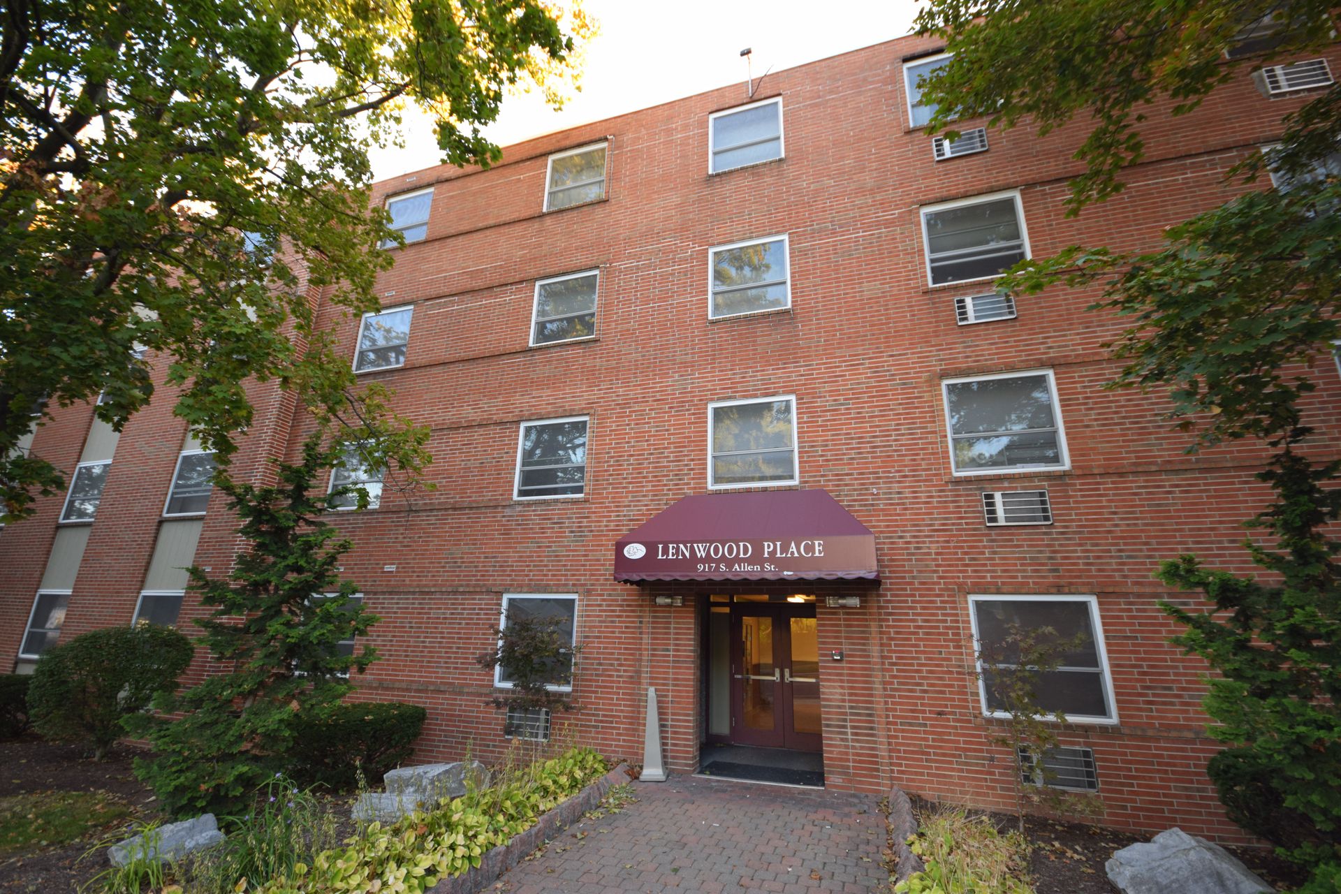 More Than 30 Years of Experience Continental Real Estate Management