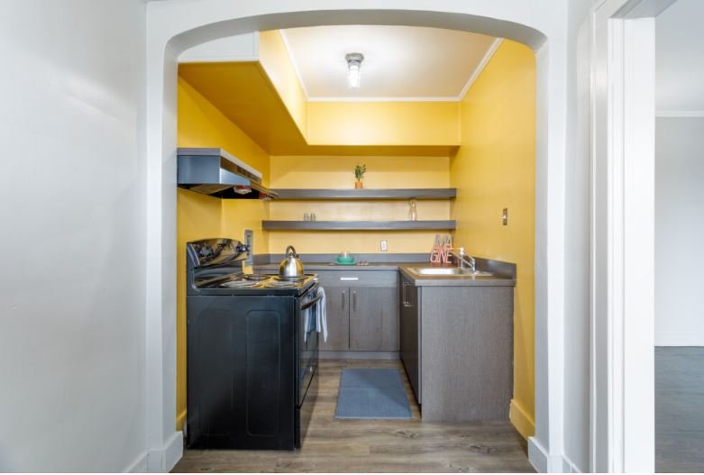 The Oakwood Manor Apartments