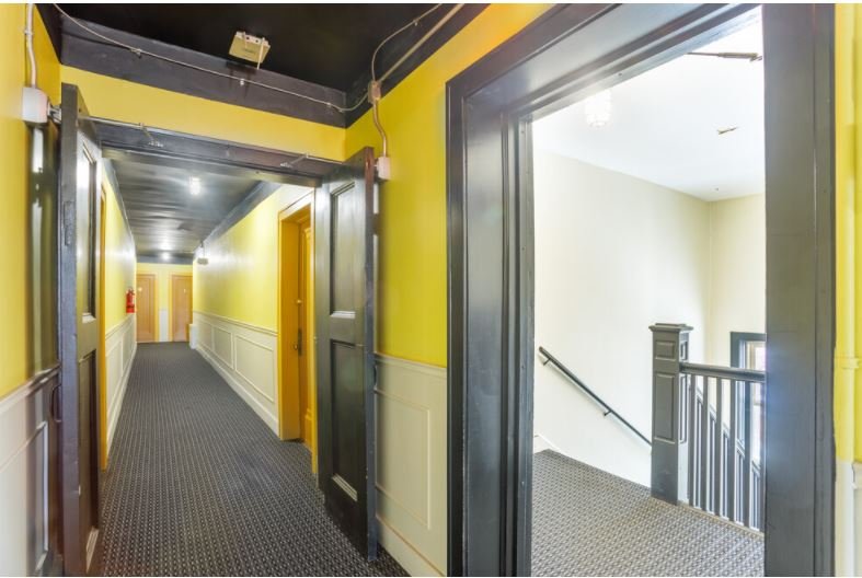 The Oakwood Manor Apartments