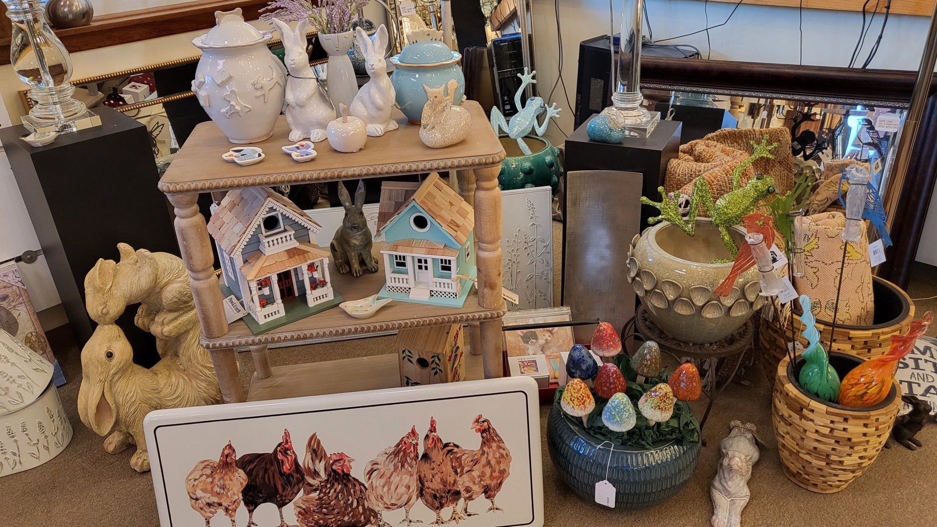 Avon Lighting Showroom Decorative Mirrors, Accessories and Gifts!