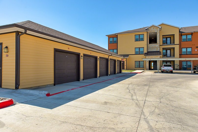 Latigo at Eagle Pass Gallery Architechton, LLC