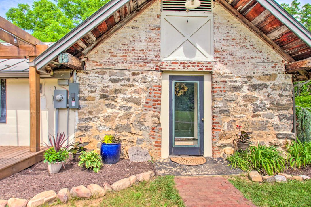 Balcony Downs Venue & Retreat Buena Vista, VA