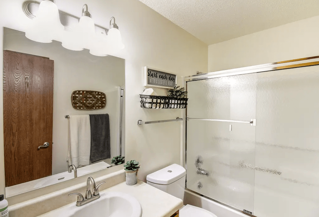 Gallery Sun Prairie Apartments for Rent in West Des Moines, IA
