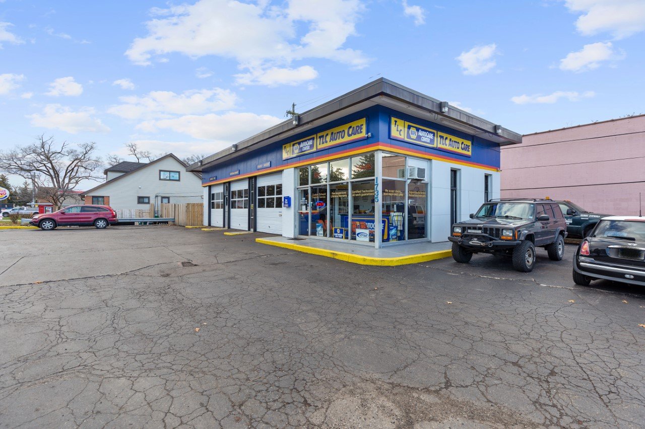 NAPA Northern Detroit Business Development Group 14 NAPA AutoCare