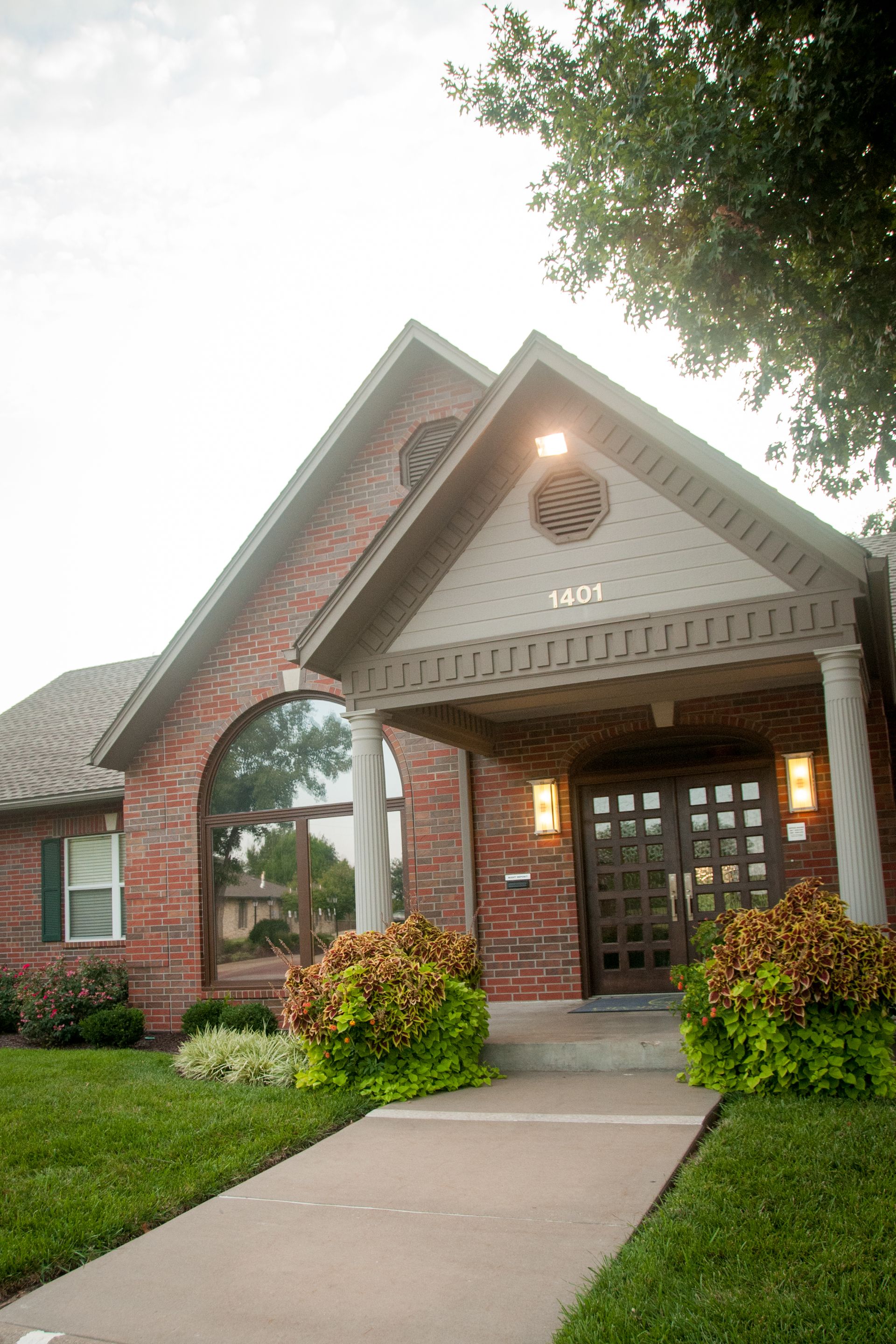 Apartments Modern Living near KSU, Manhattan, KS