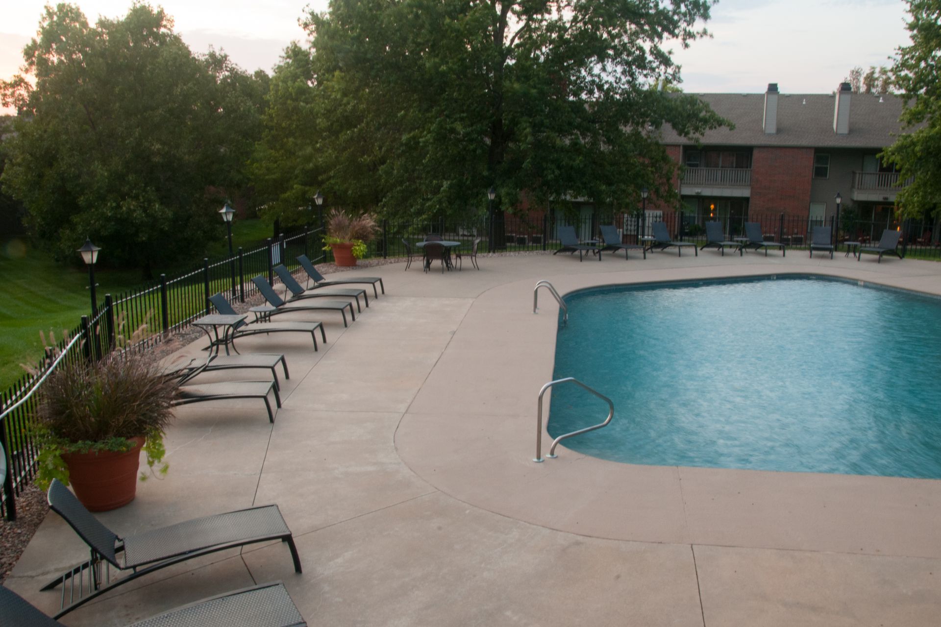 Apartments Modern Living near KSU, Manhattan, KS