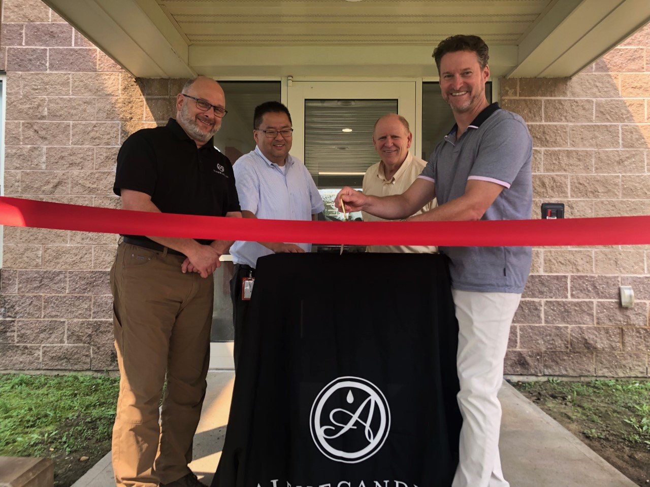 Candle company opens second New Hampshire facility