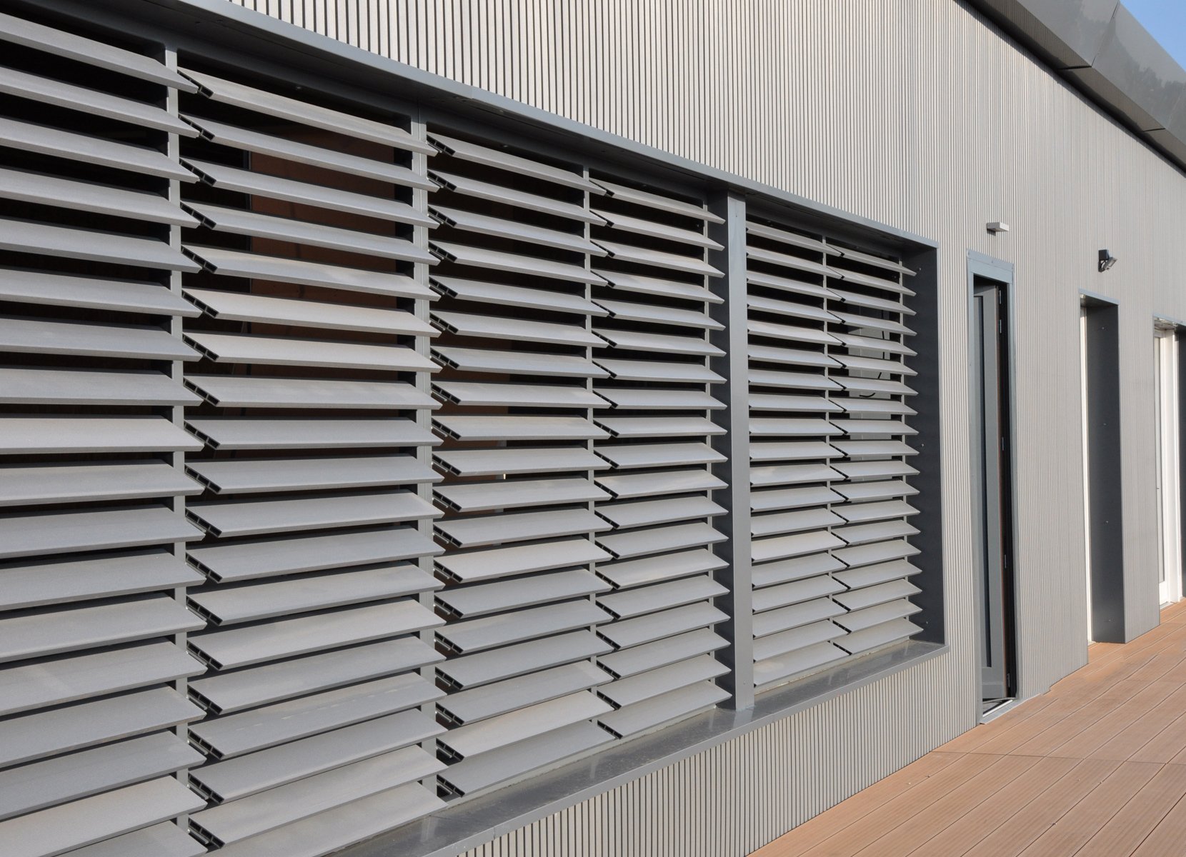 Neolife Persian Blind Panels