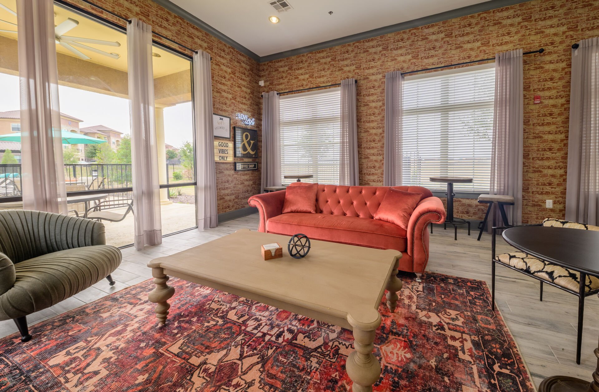 Evolv Apartments in Mansfield, TX