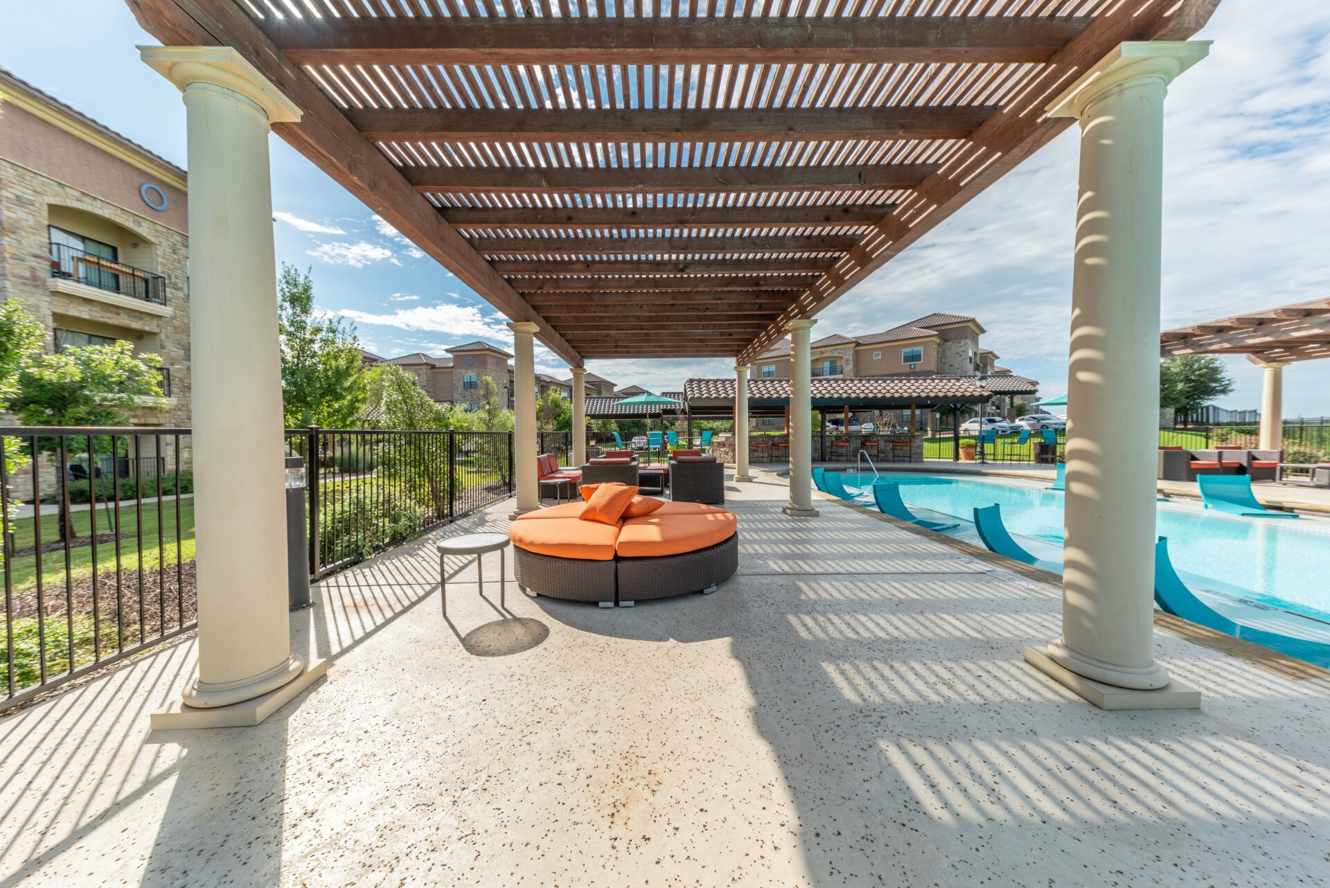 Evolv Apartments in Mansfield, TX