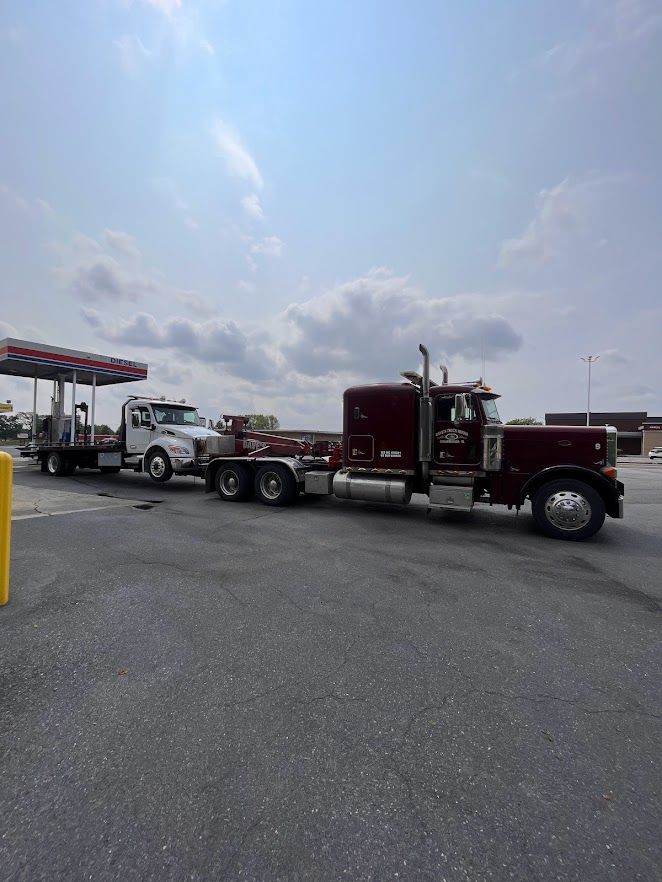 Equipment Hauling | Chambersburg, PA | Dave's Truck Repair