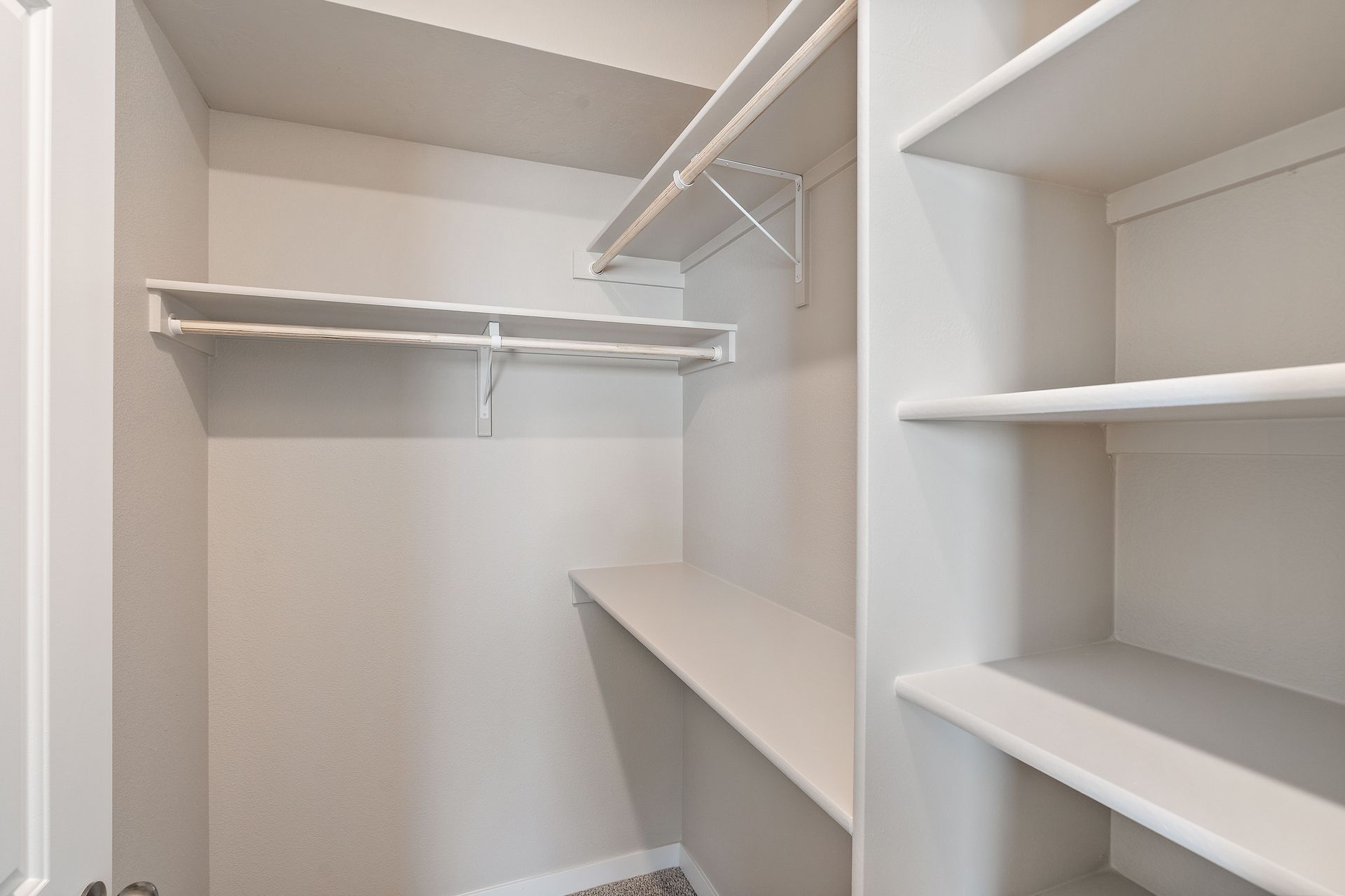 Luxury Apartment Nampa, ID Brownstone Flats