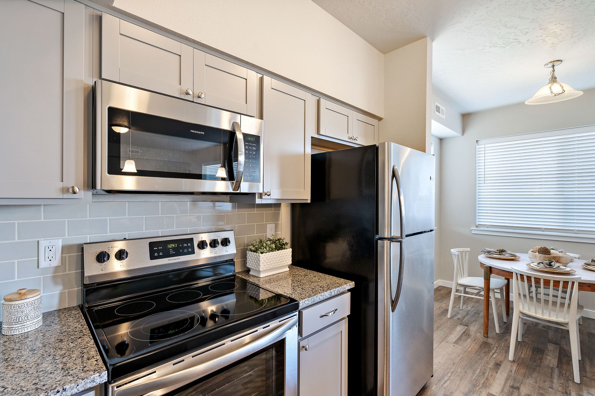 Luxury Apartment Nampa, ID Brownstone Flats