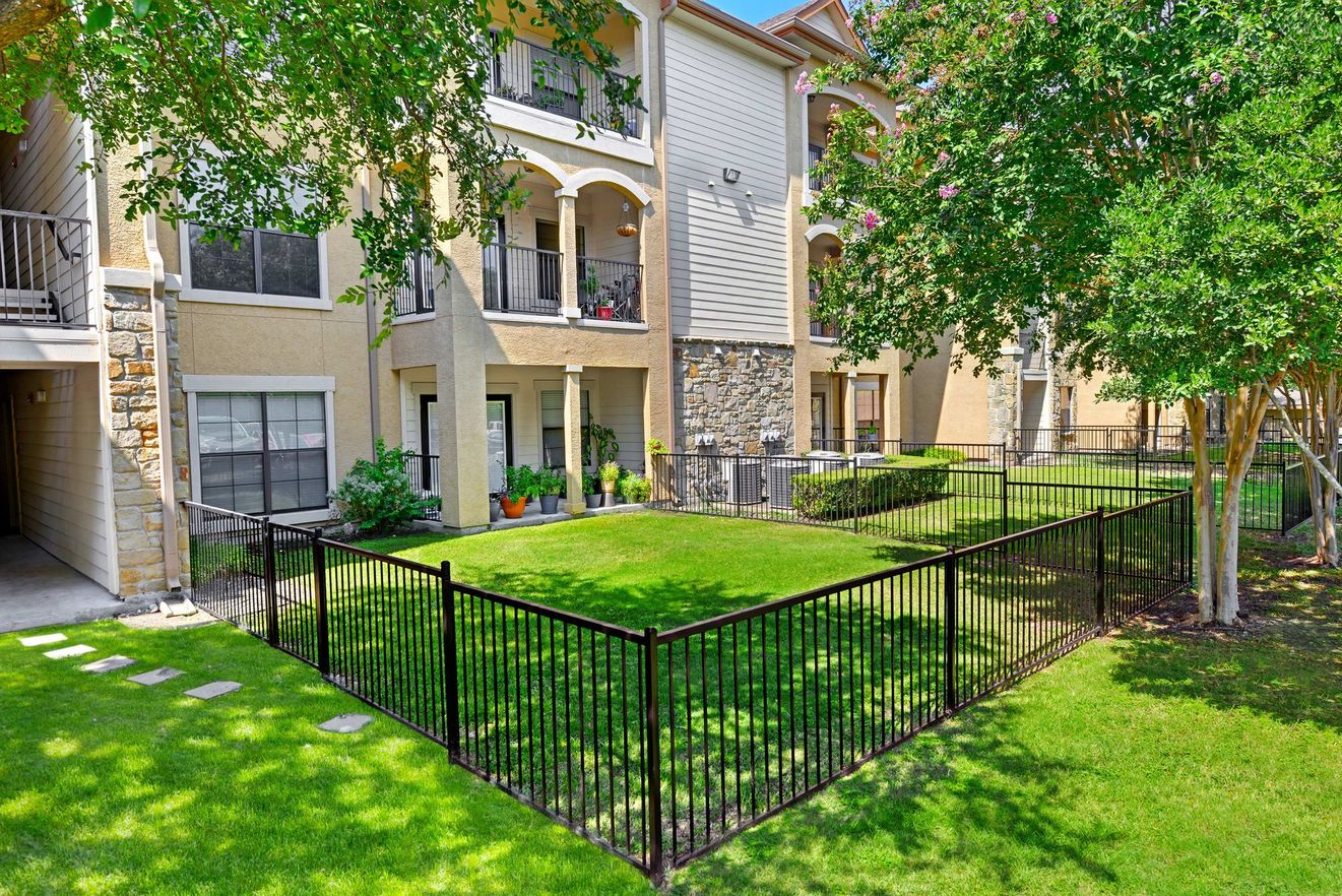 Home Austin City Lights Apartments Austin, TX