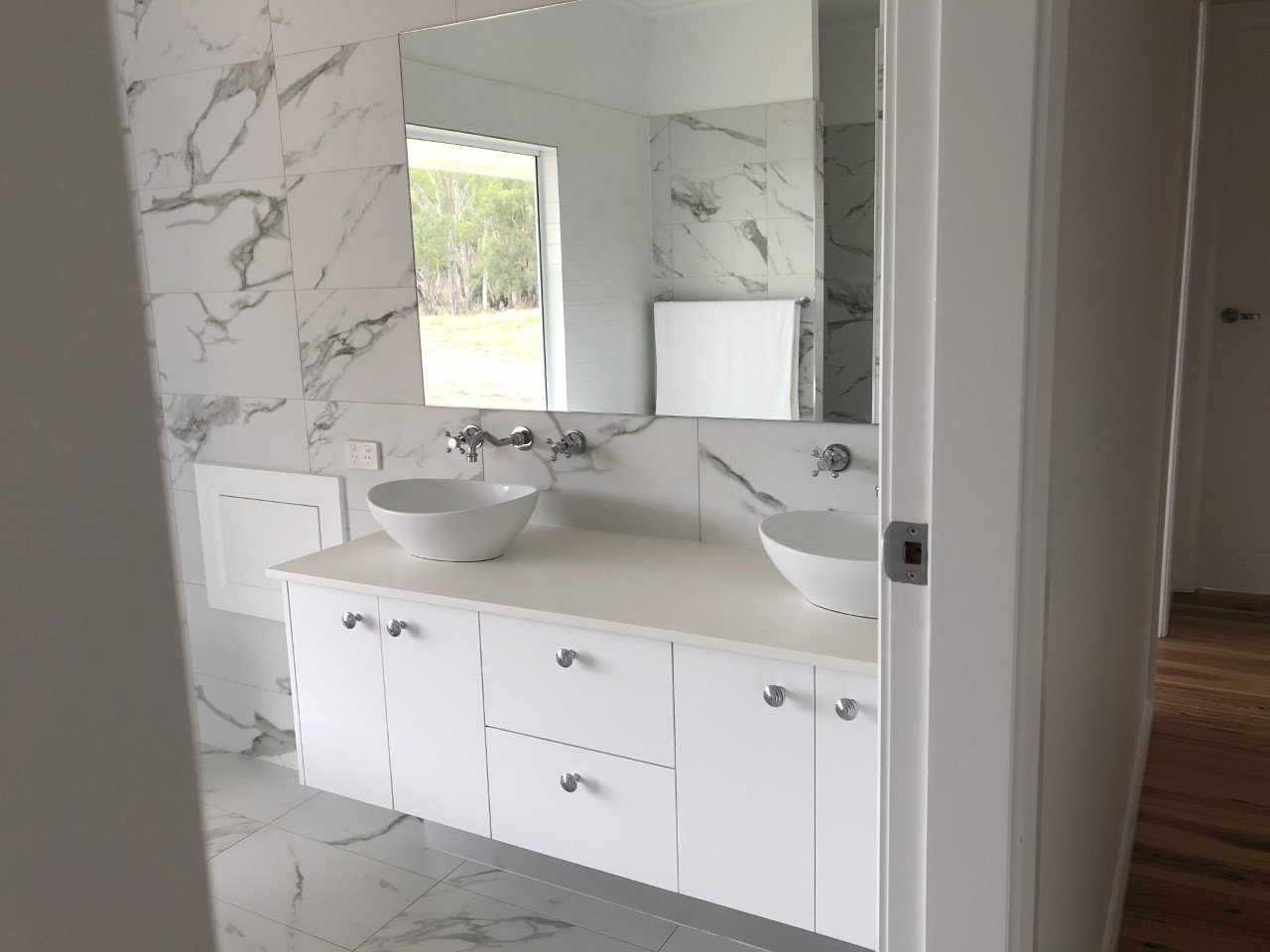 Bathroom Vanities in Dubbo Gavin Cummings Kitchens