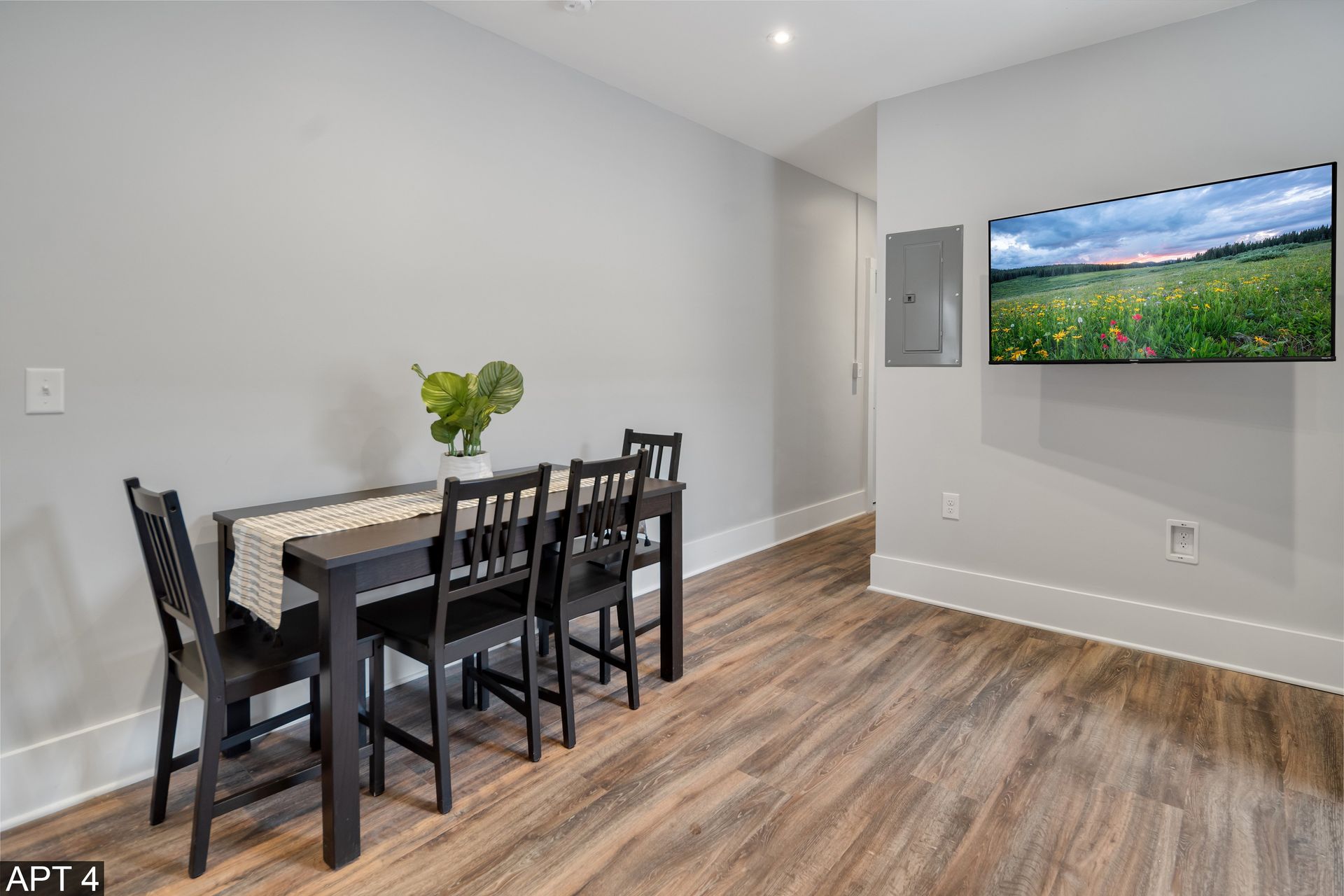 Modern Living Rentals Ithaca, NY 308 Stewart Ave