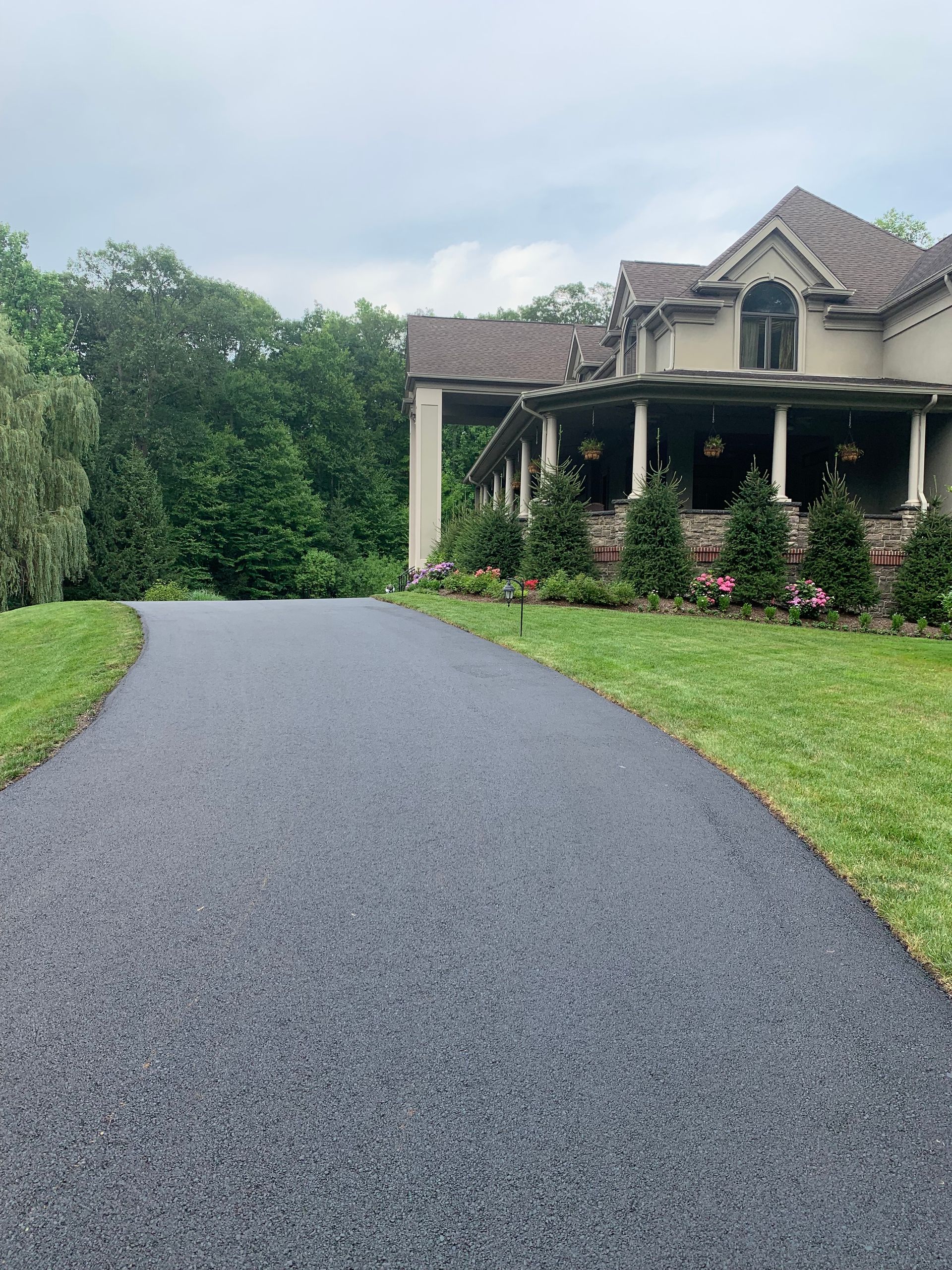 Custom Asphalt Paving Warwick, NY J Young Enterprises, Inc.