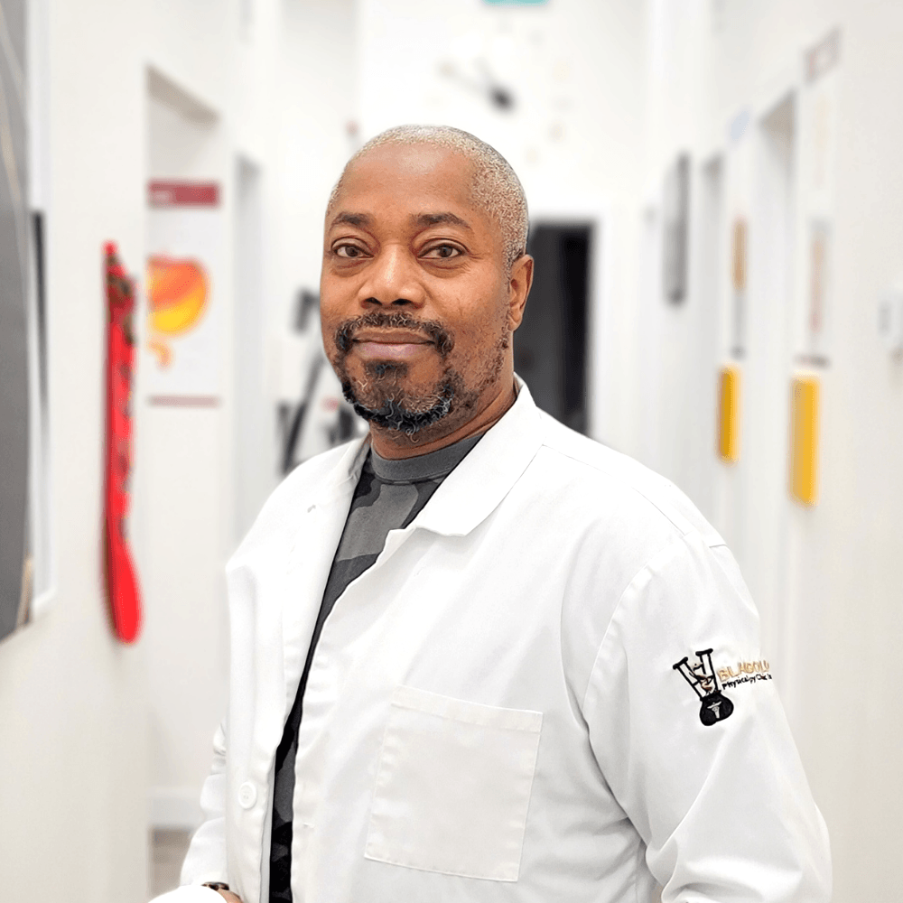 Funsho Aroniyo, Physical Therapist Fort Mcmurray, AB