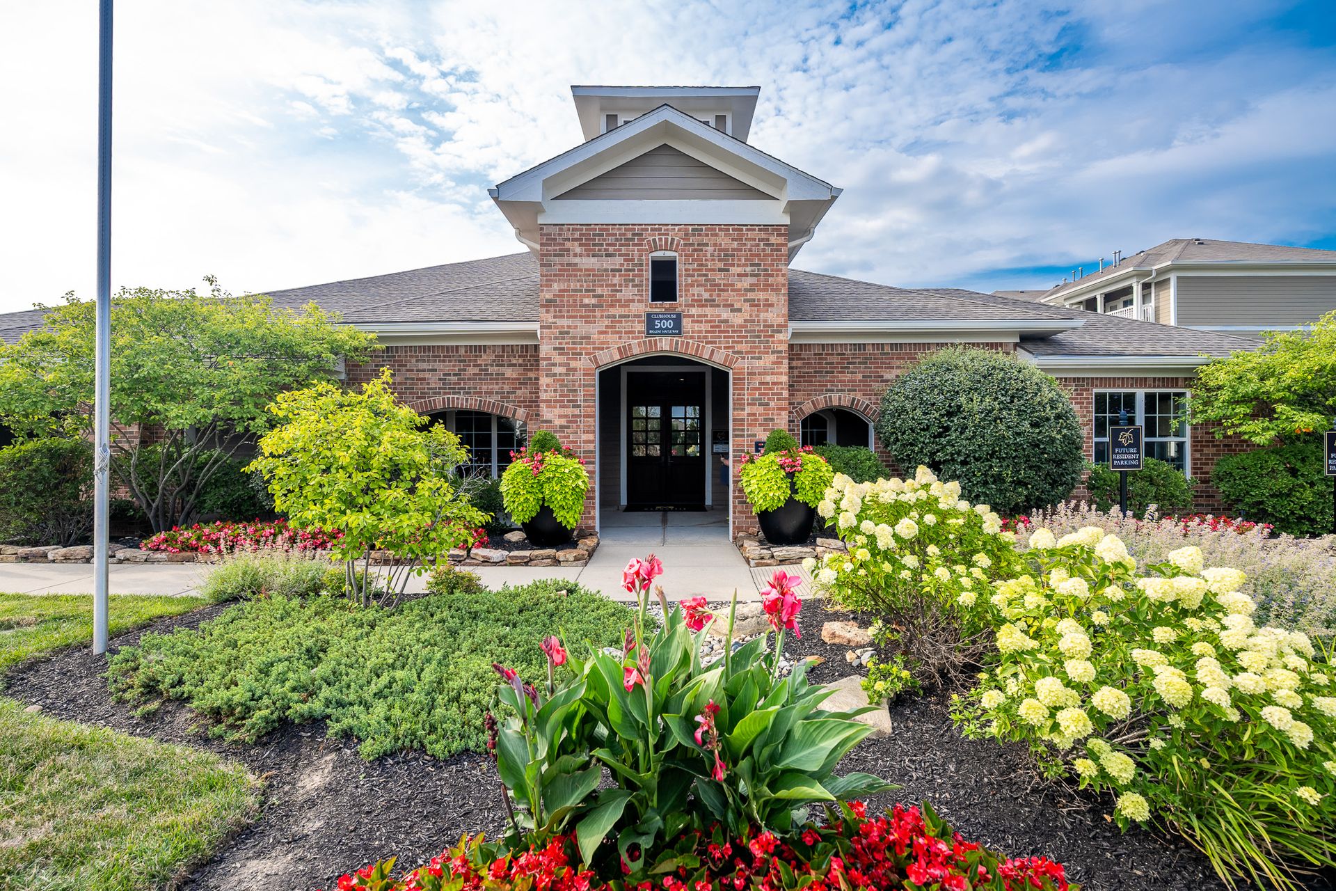 Westfield Apartment & Community Photos Maple Knoll