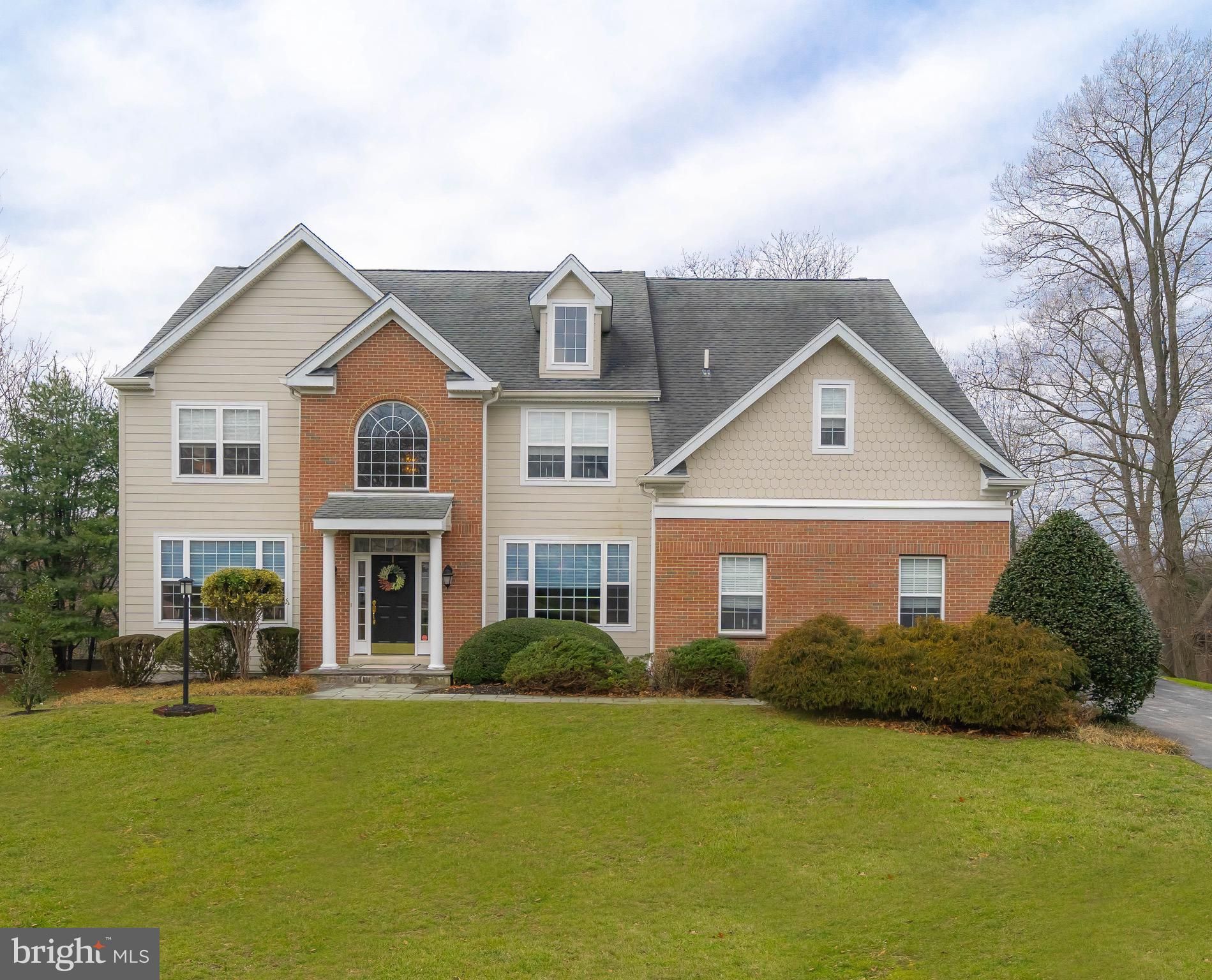 Prosperity Real Estate & Investment Services