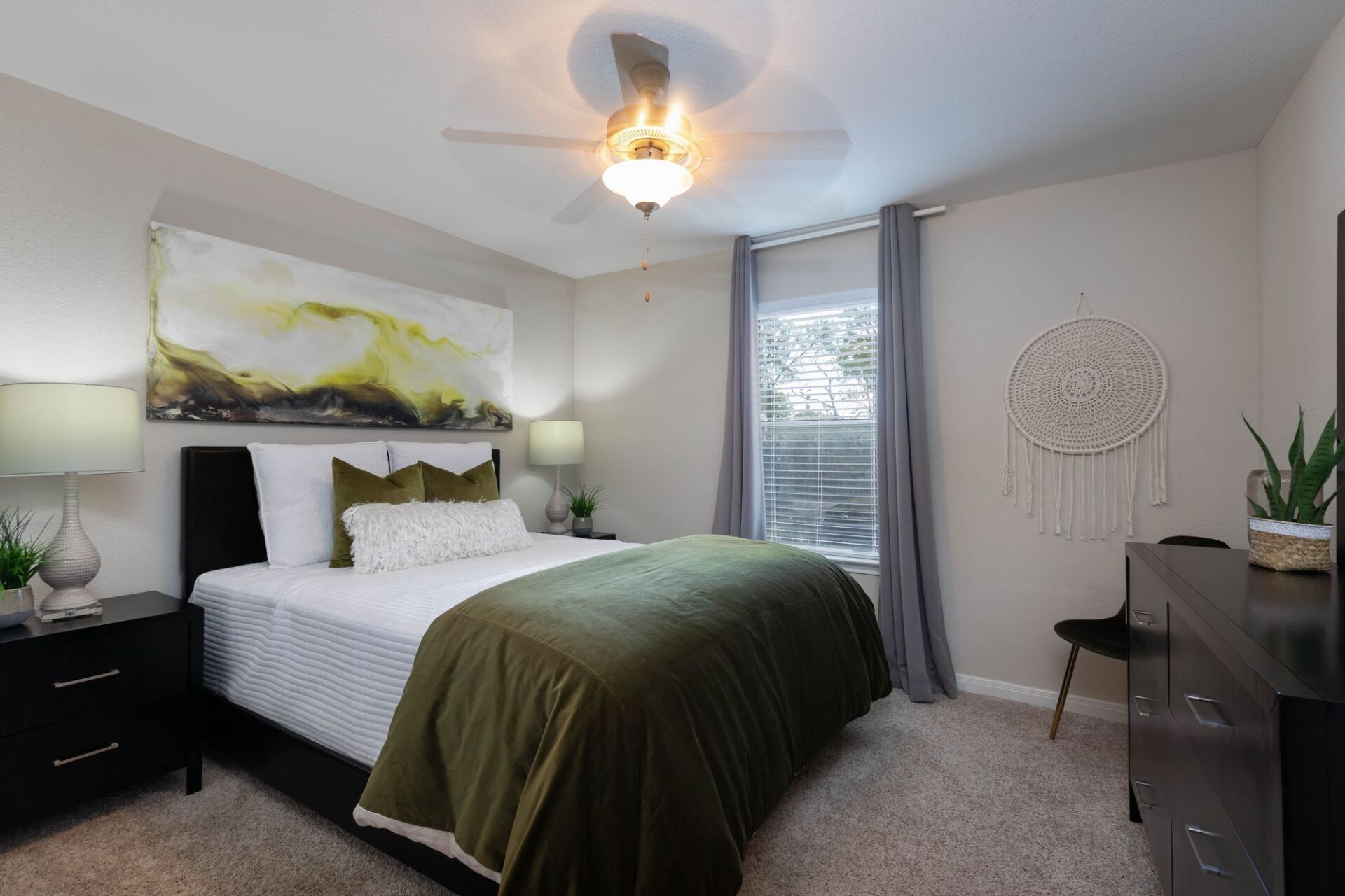 Lodge 1550 Apartments in Katy, TX