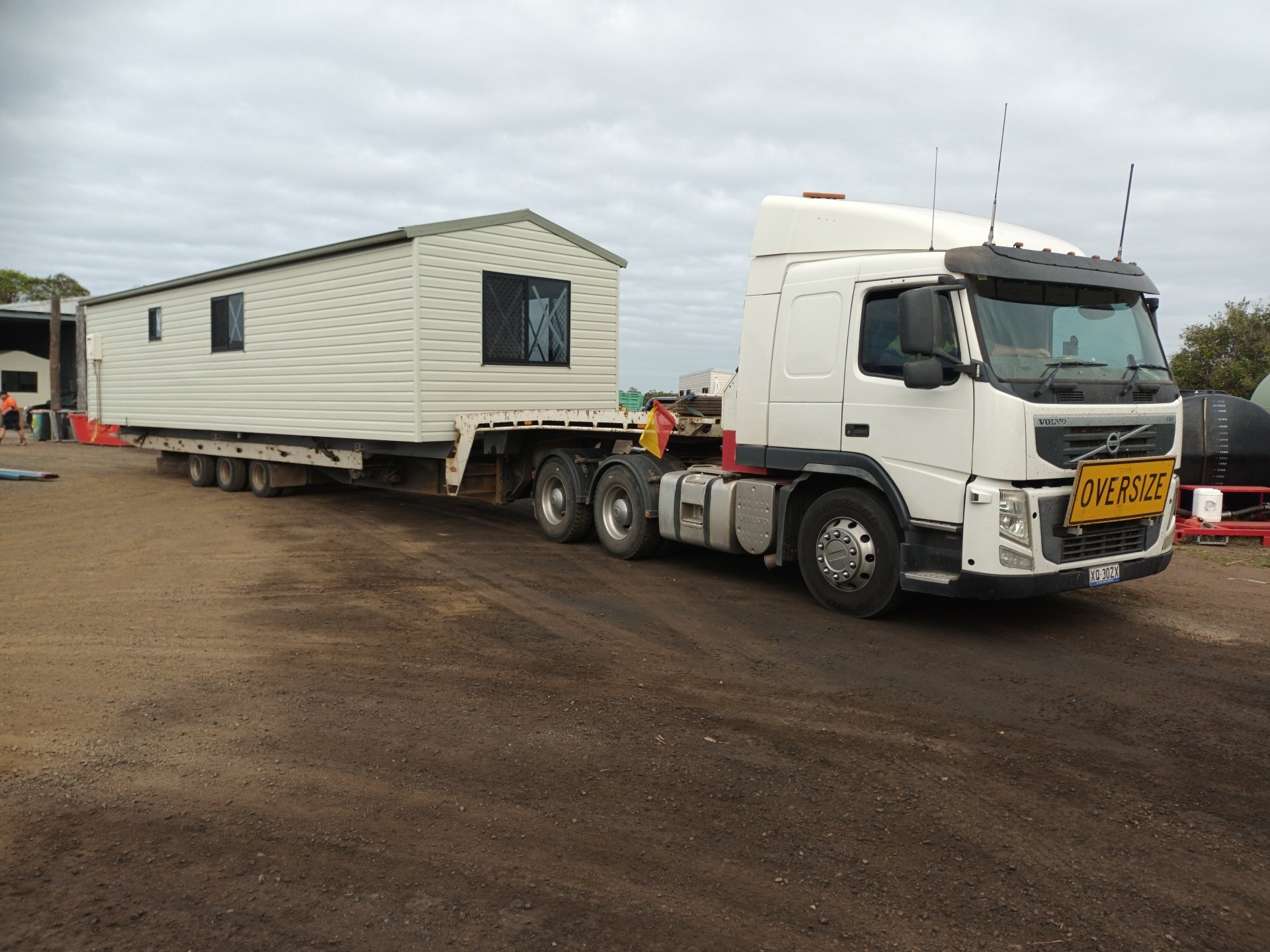 Hervey Bay Tilt Tray Hire Tow Truck in Hervey Bay