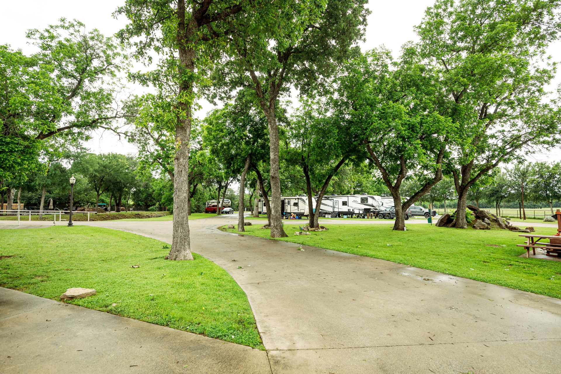 Amenities Oak Creek RV Park Weatherford, TX
