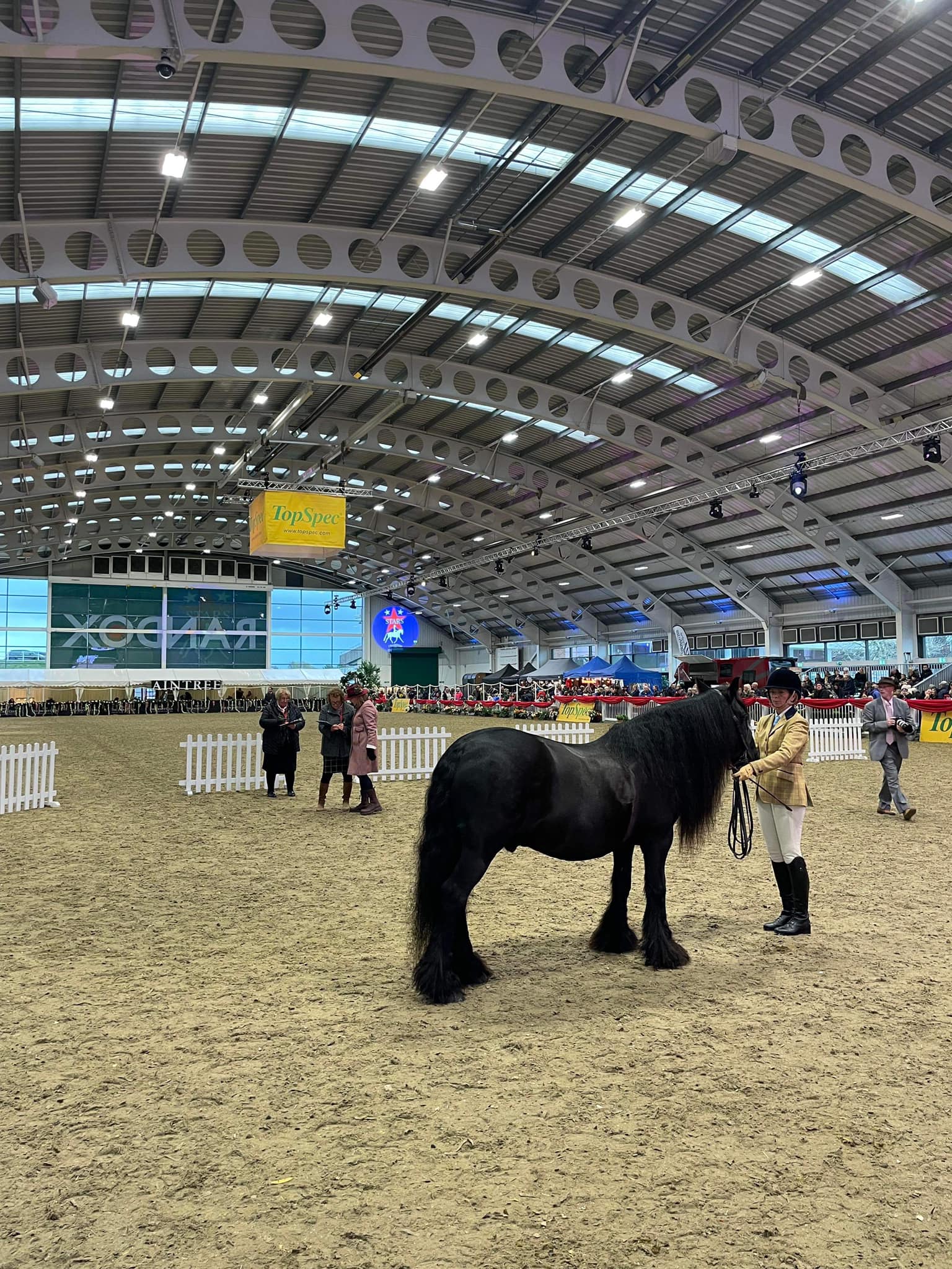 to Castleford Riding Club