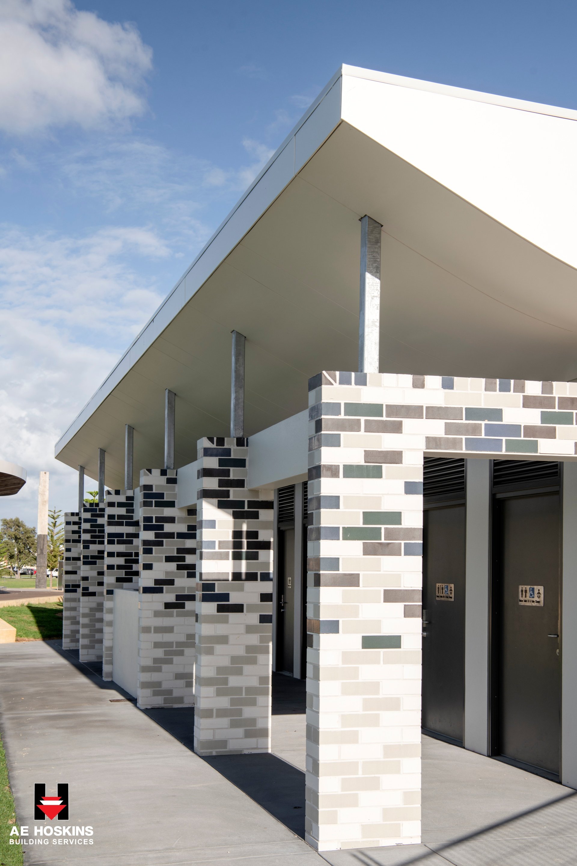 FORESHORE TOILETS CITY OF MANDURAH