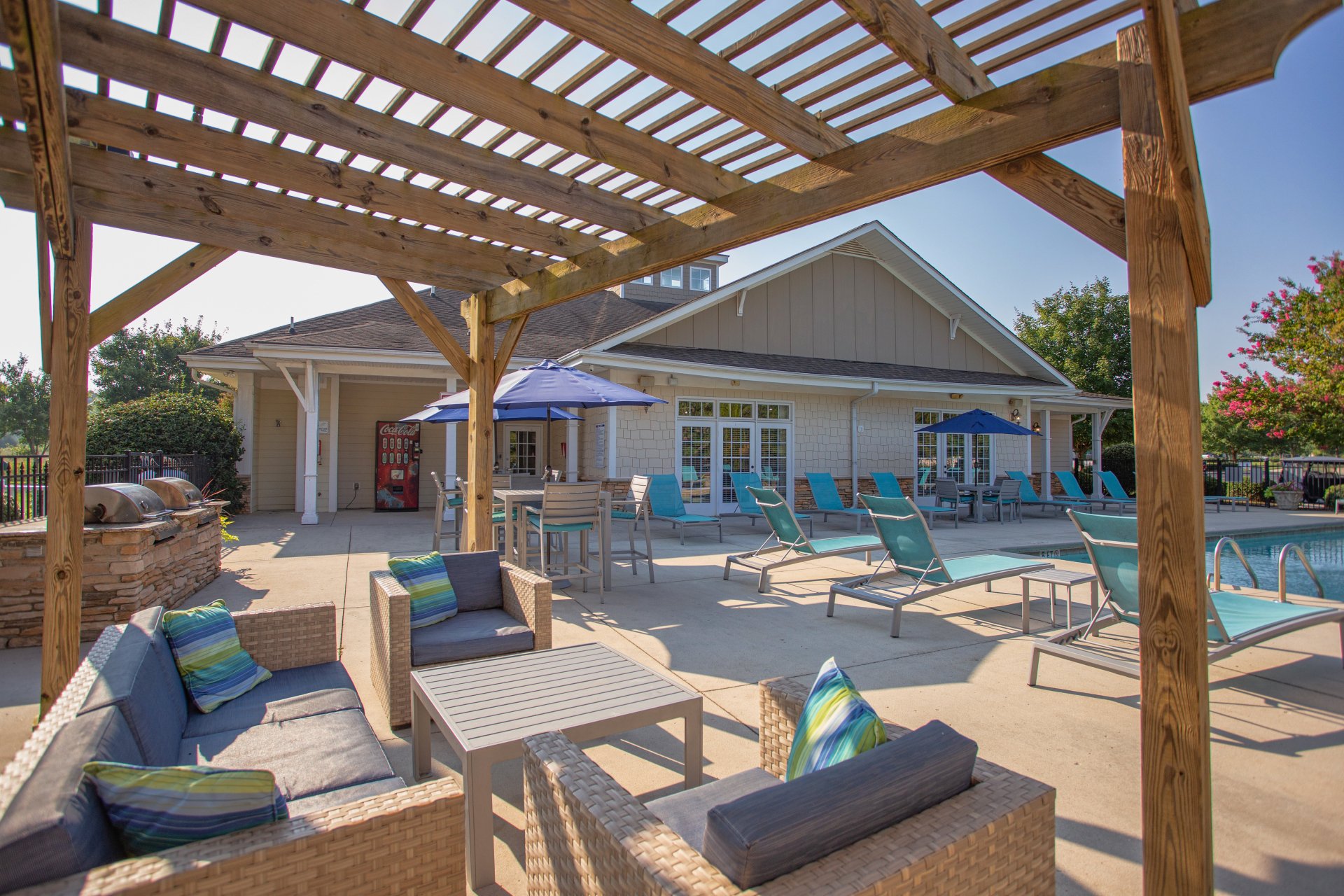 Gallery The Stratford at Hillcrest Town Center Apts in Winston