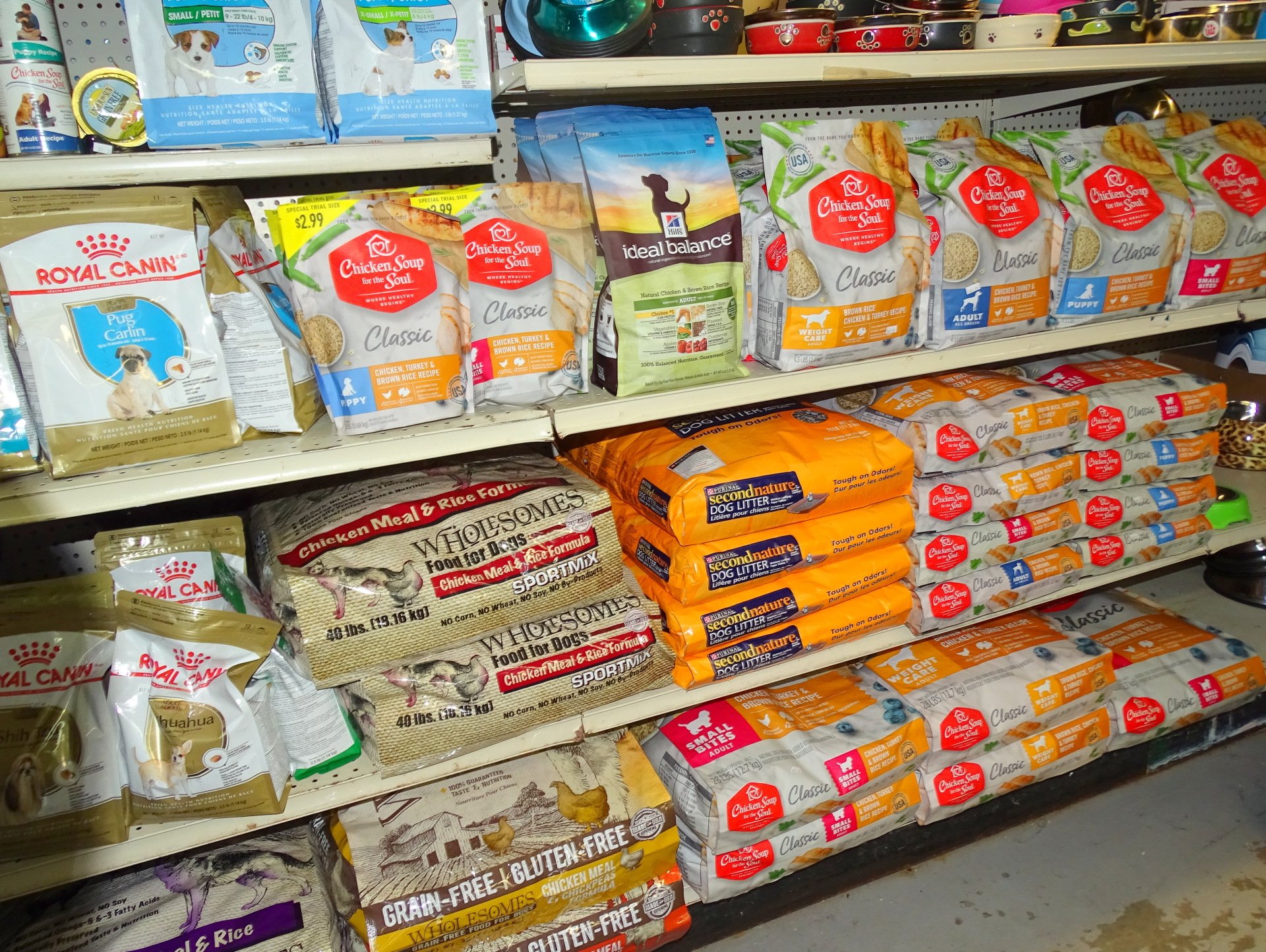 Pet Supplies Abilene, KS PawsNClaws
