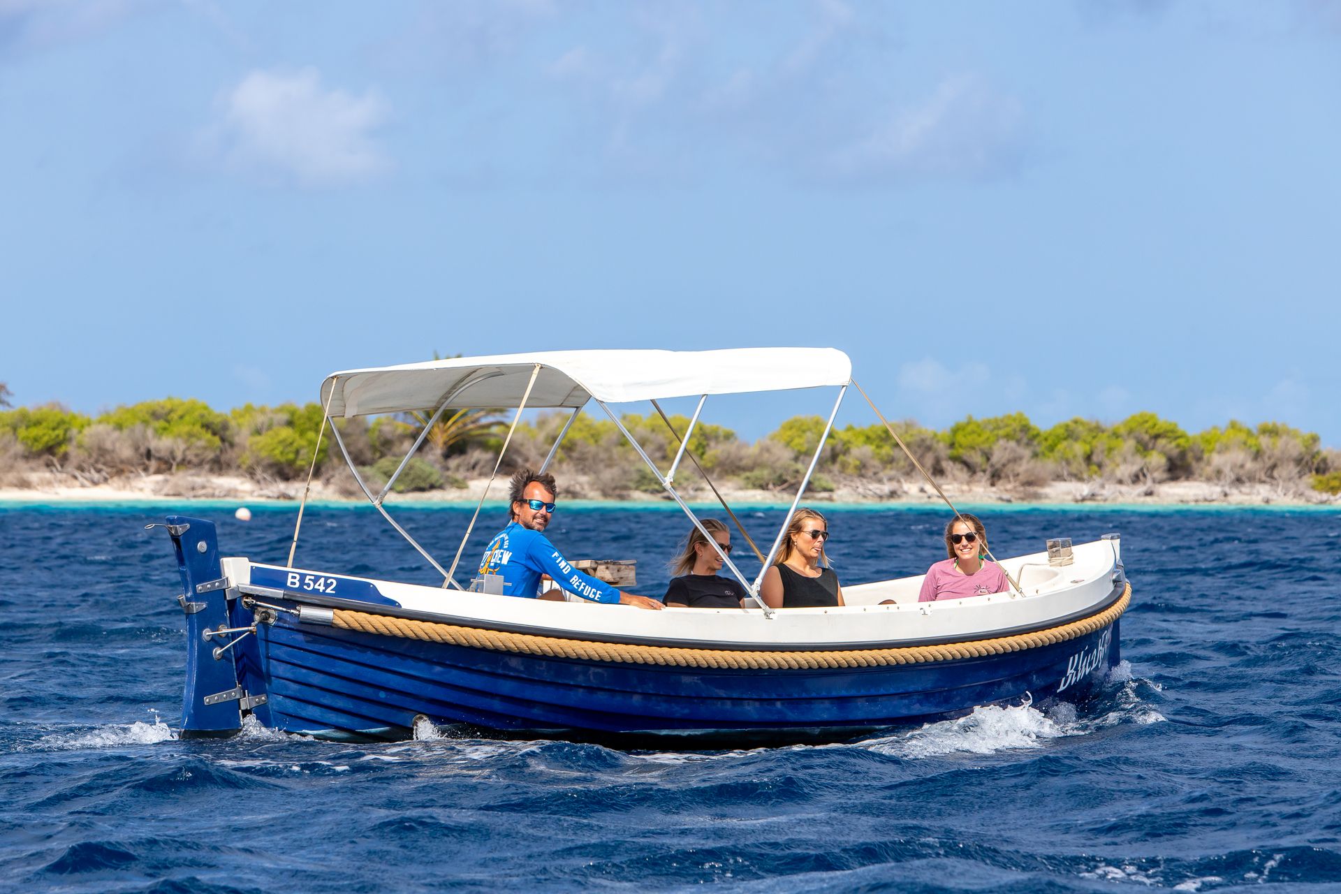 Boat Rental Bonaire Blue Bay Bonaire