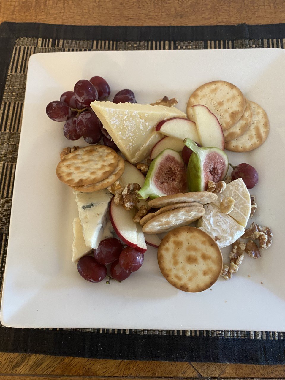 Café & Bottle Shop in Fingal Bay Fingal Bay Cellar Café