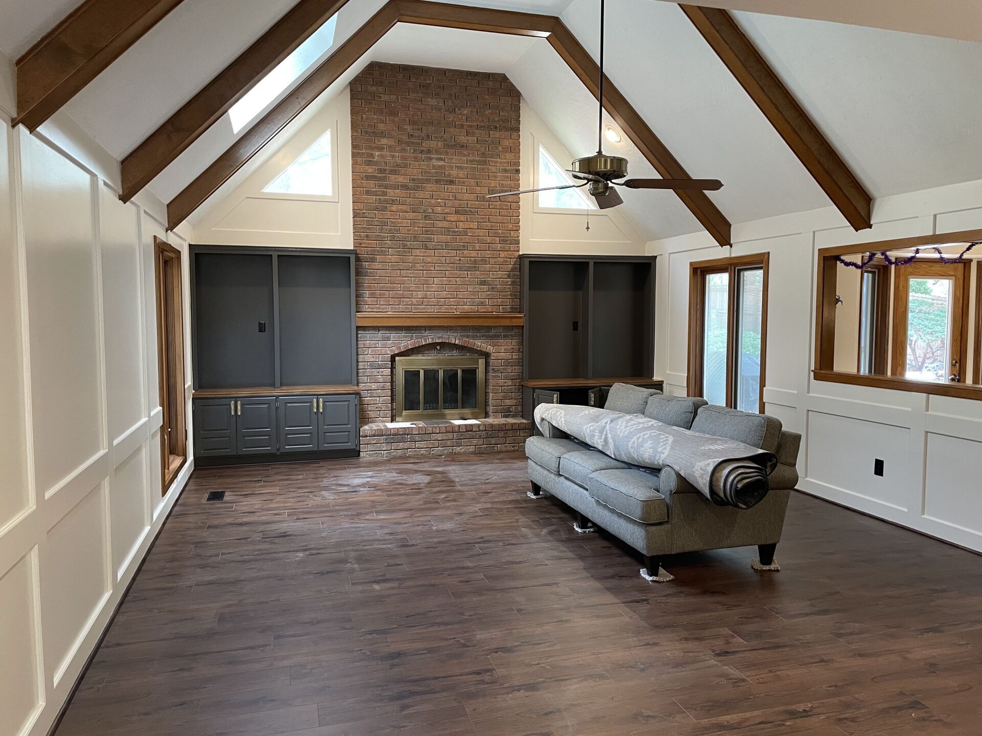 Interior & Exterior House Painter Shawnee KS, Overland Park