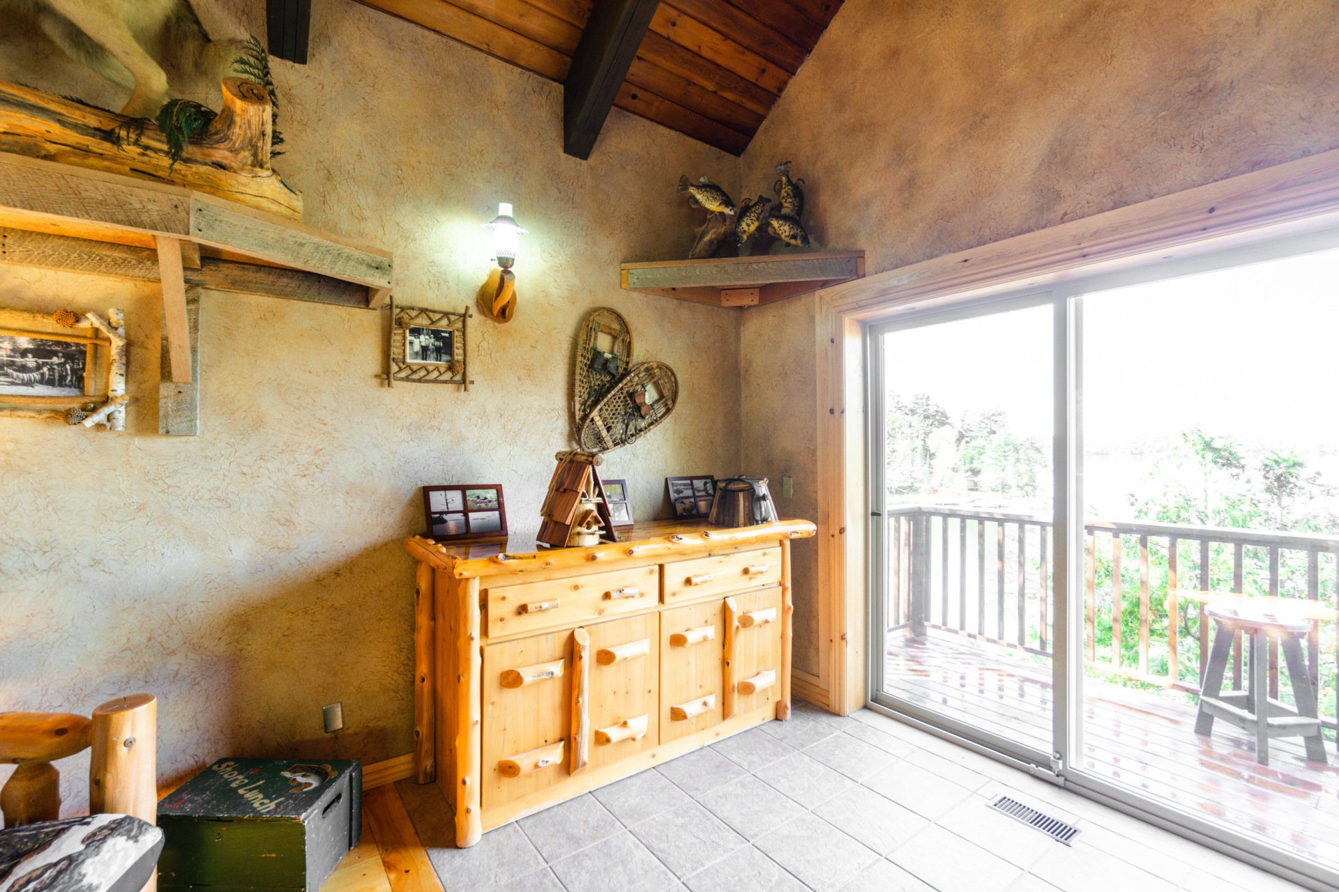 White Pine Lodge Sioux Narrows