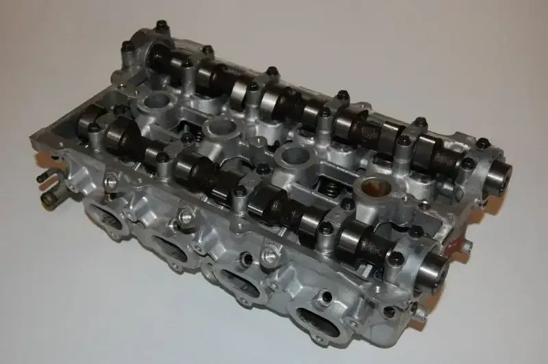 FORD ESCORT 1.8 LITER DUAL CAM REBUILT CYLINDER HEAD