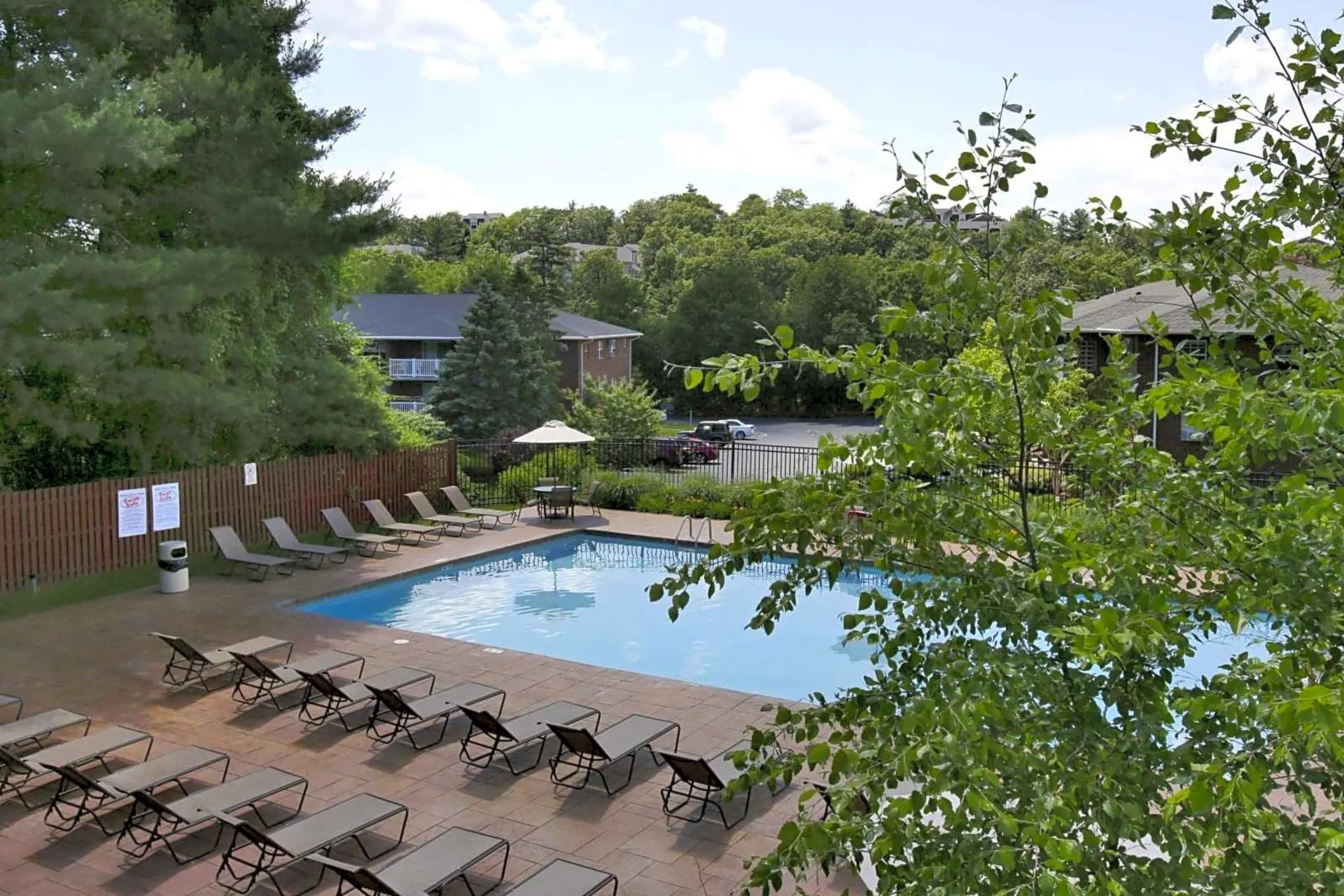 Amenities Apartment Complexes in Waltham, MA