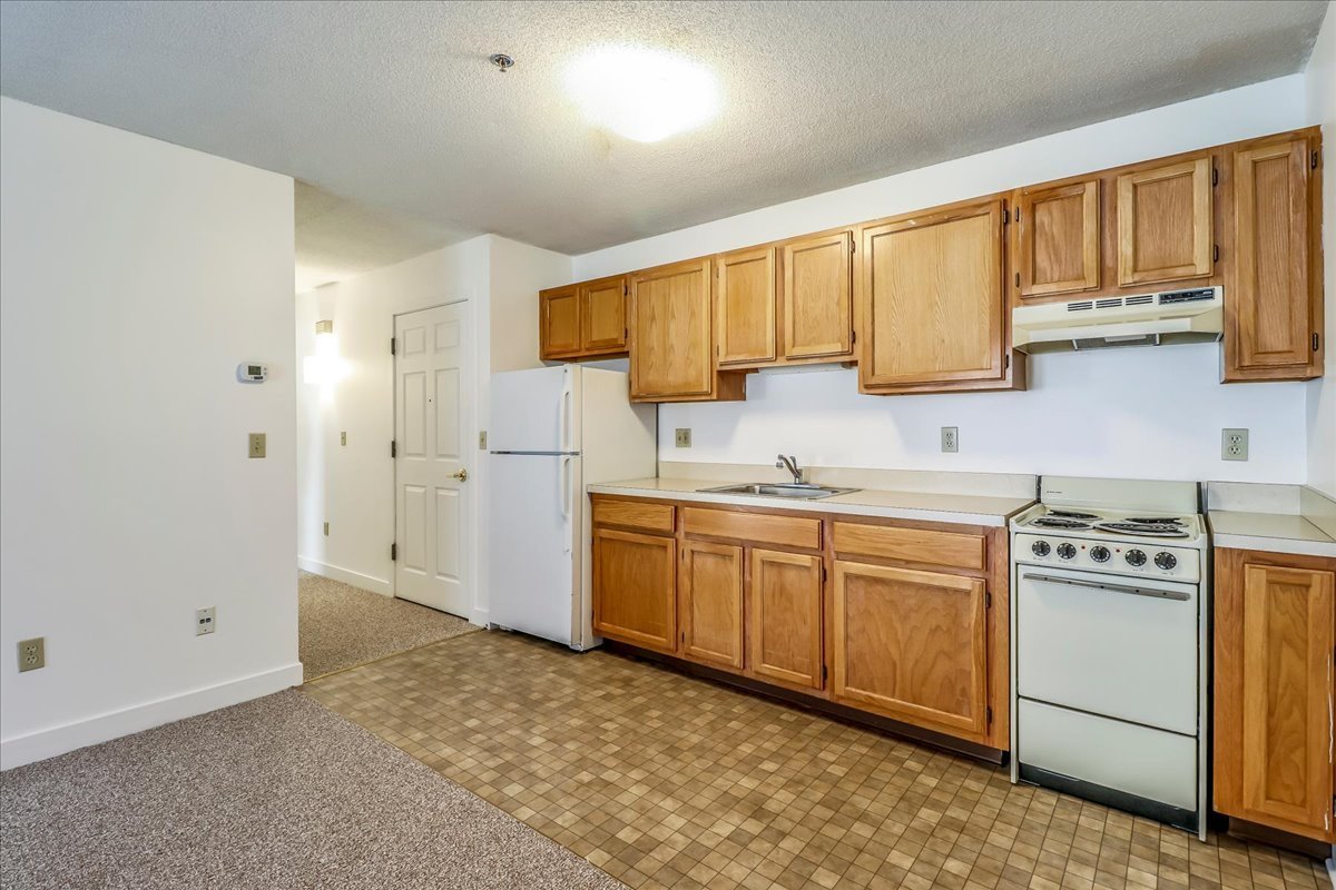 Senior Apartments New Milford, CT Chestnut Grove