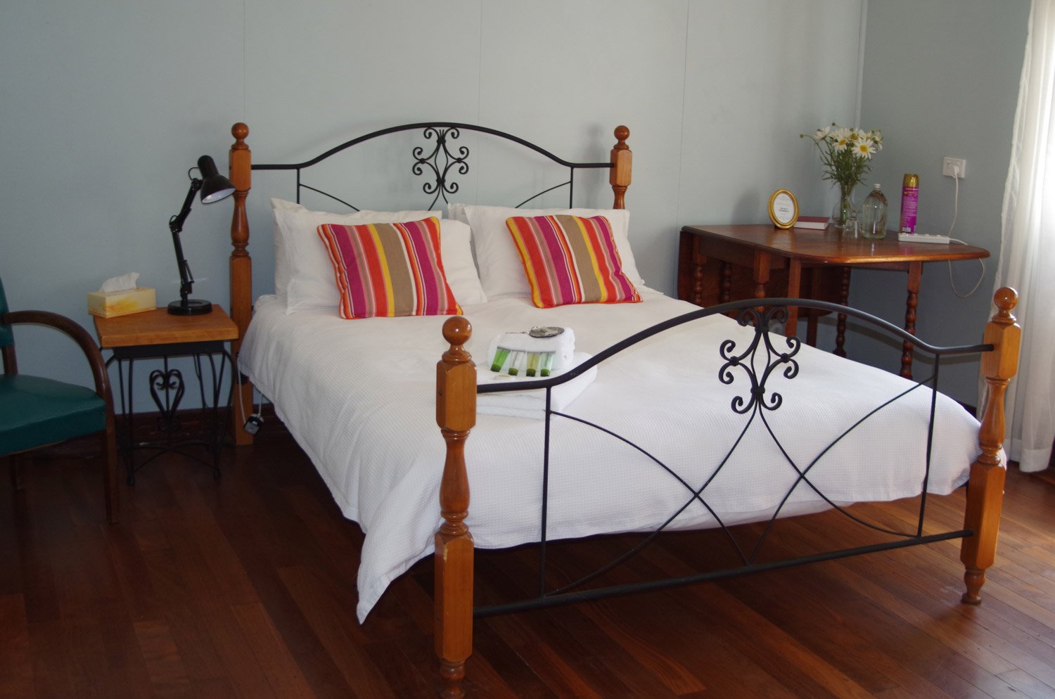 Bella's Country Place Narrogin Bed and Breakfast