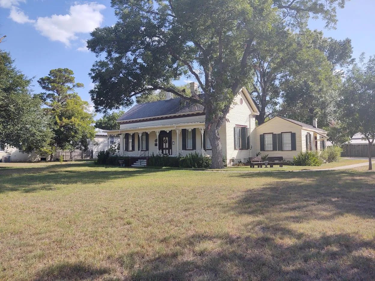 Fayette Memorial Funeral Home & Crematory La Grange, TX