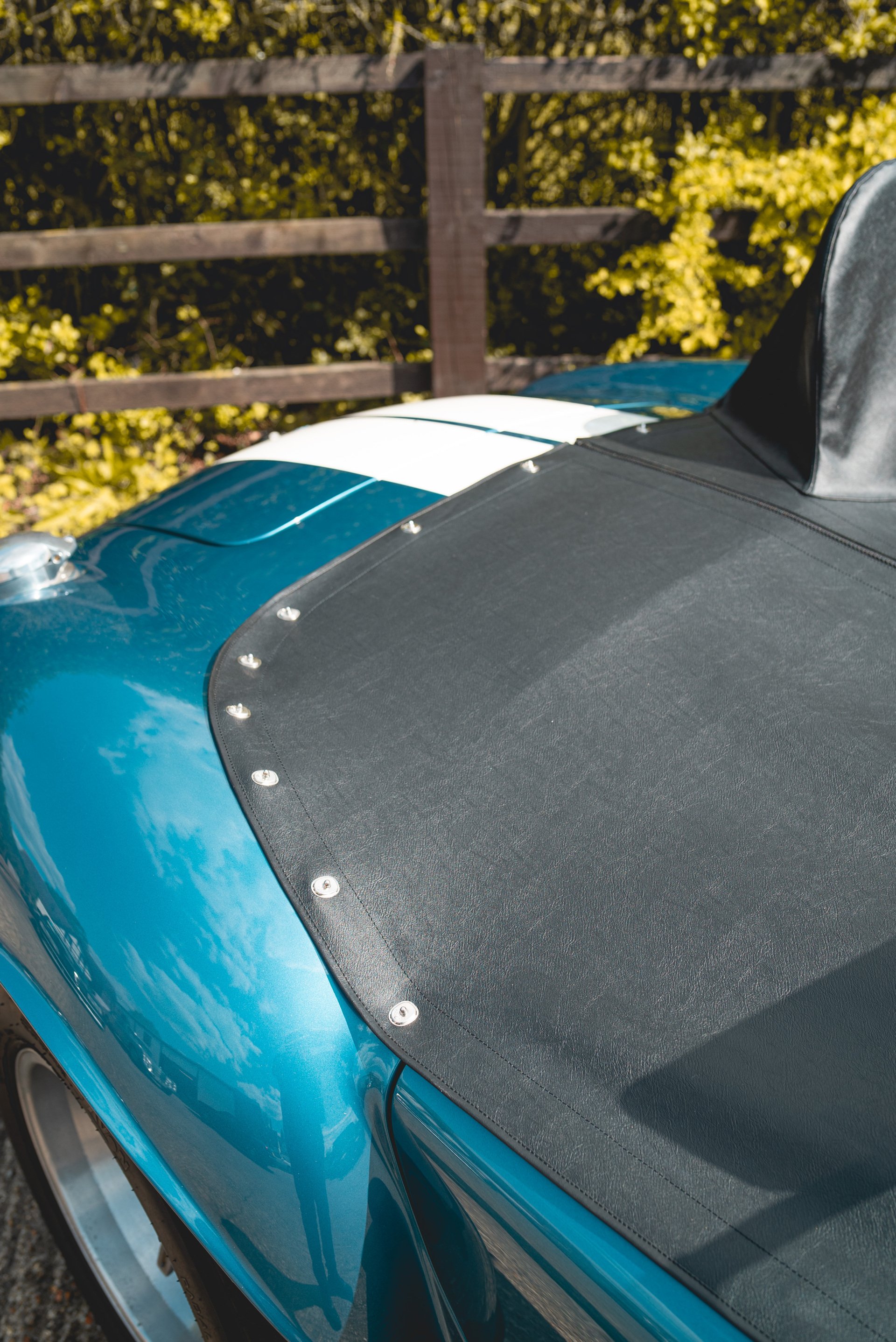 AC Cobra Tonneau Cover