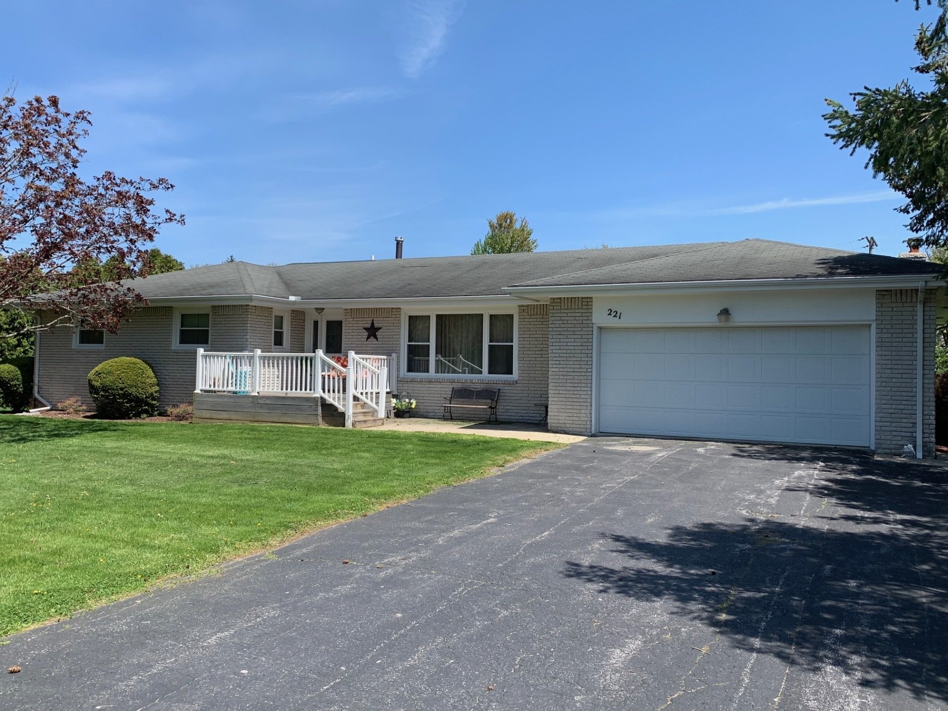 Campbell Hill House Mecca Management, Bowling Green, OH