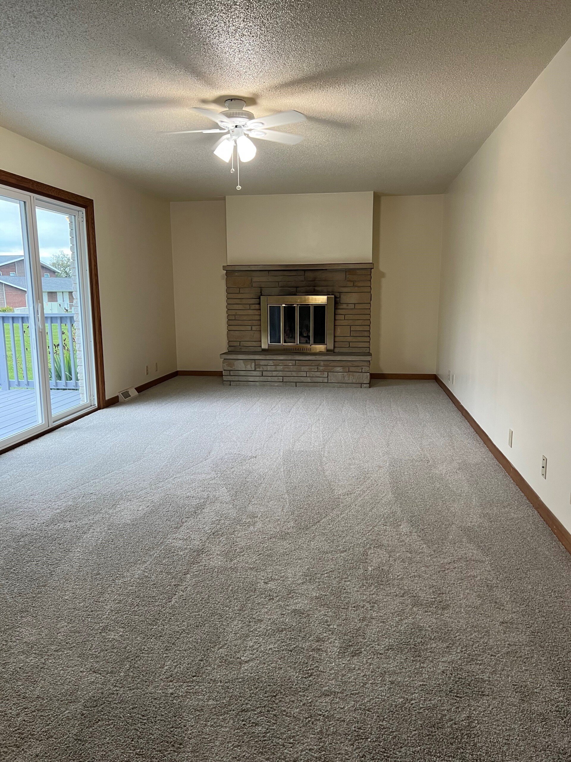 Photos of Falcon Square Apartments 712