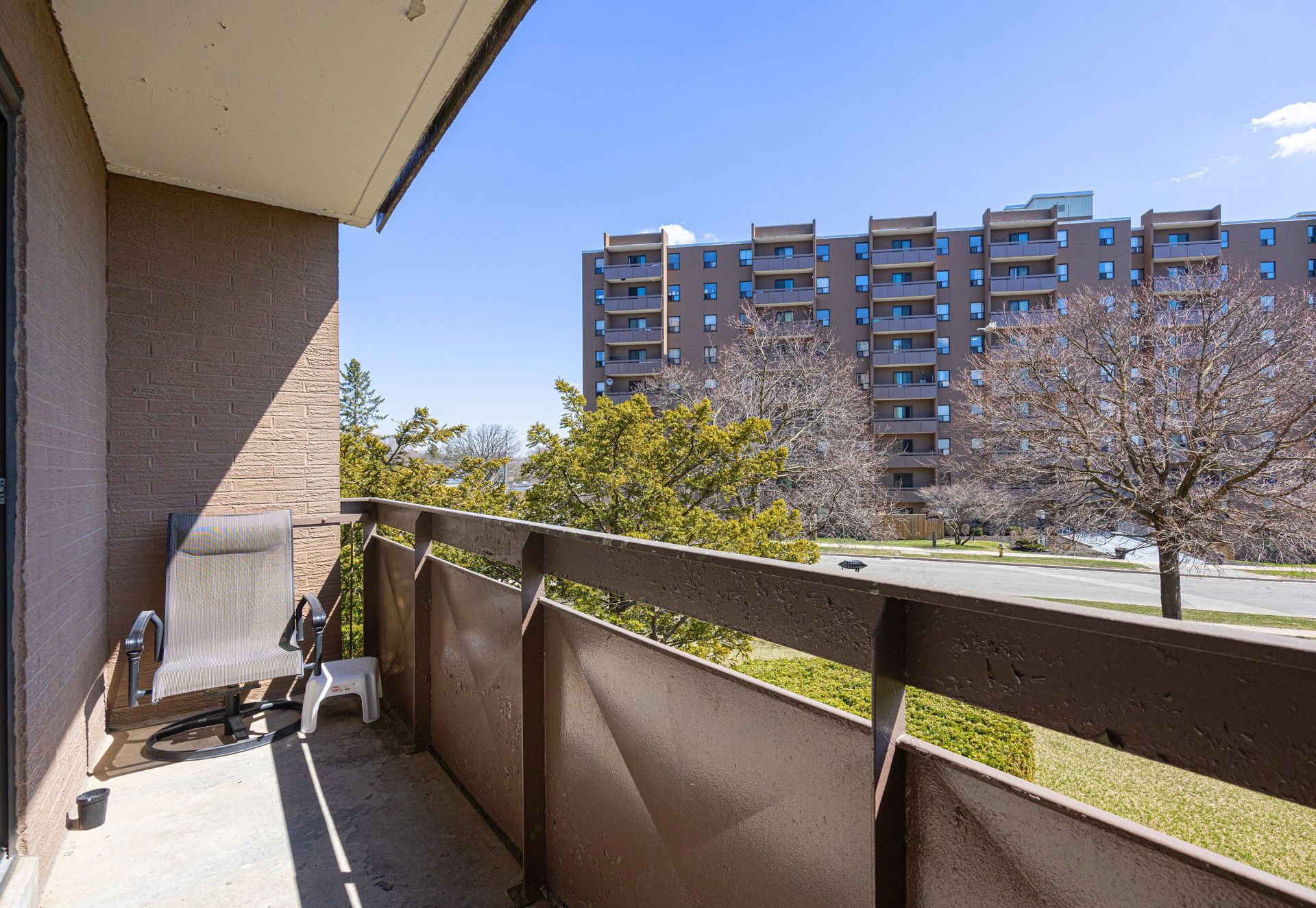 Apartment Gallery 2740 Vanier Drive