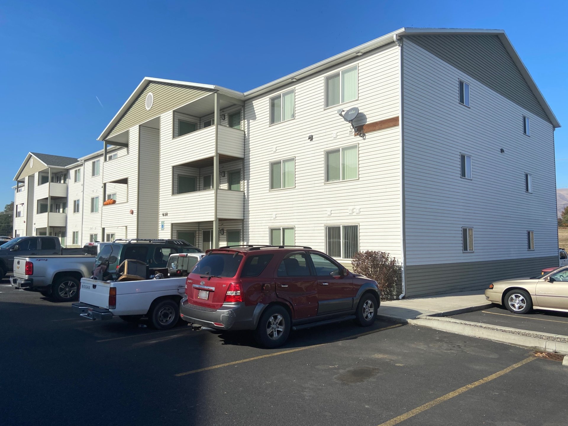 Southgate Apartments Ray J. White & Sons