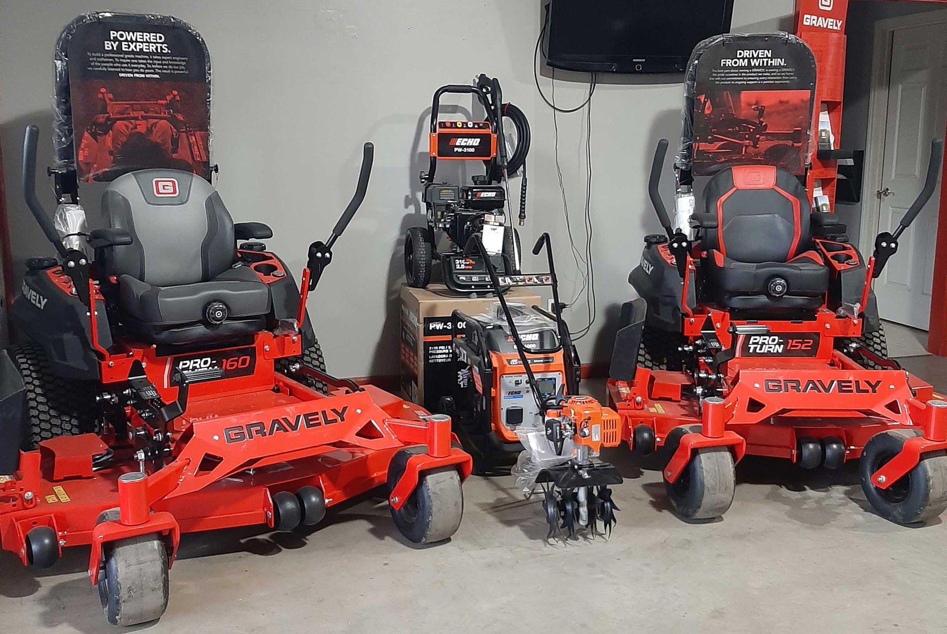 View Our Gallery Bristol, VA Planters and Designers