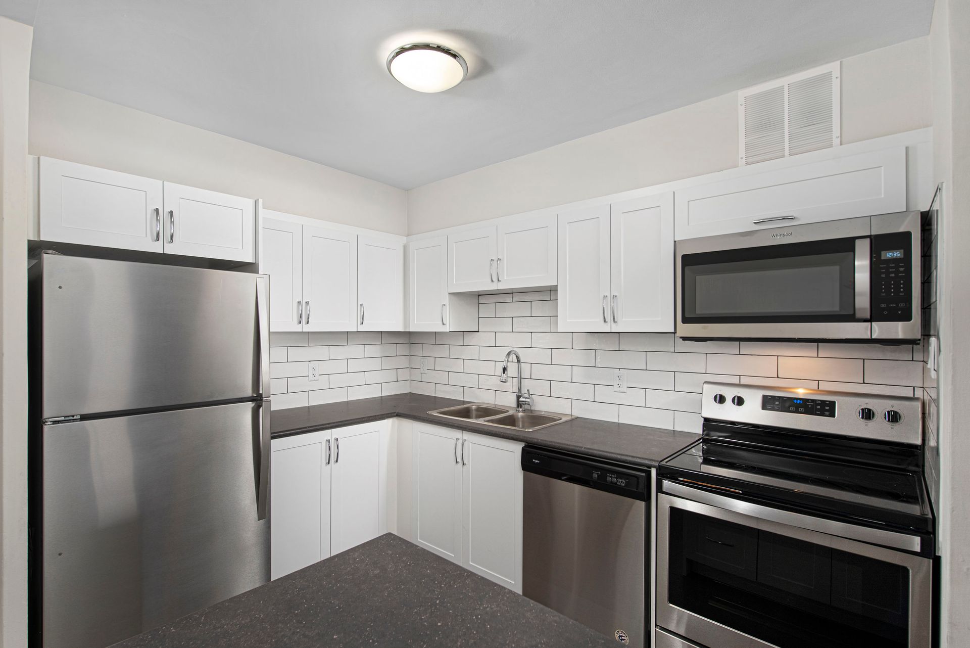 2450 & 2460 Weston Rd. Suite Availability